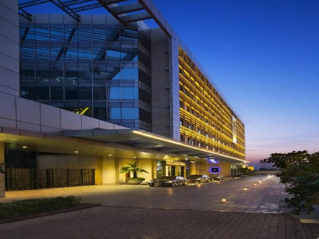 JW Marriott New Delhi Aerocity.jpg