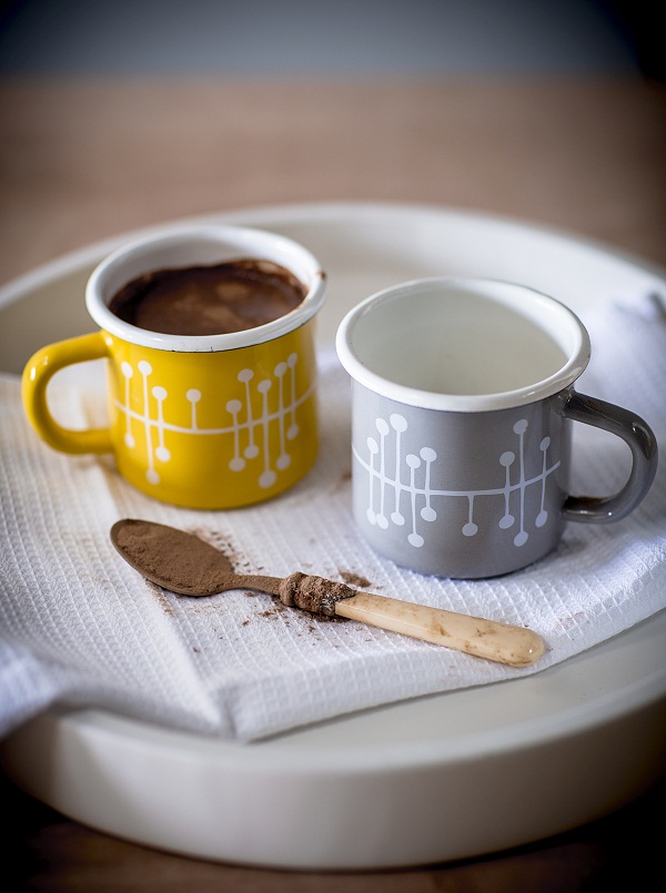 Enamel Muscat patterned mugs, £12.50 each.