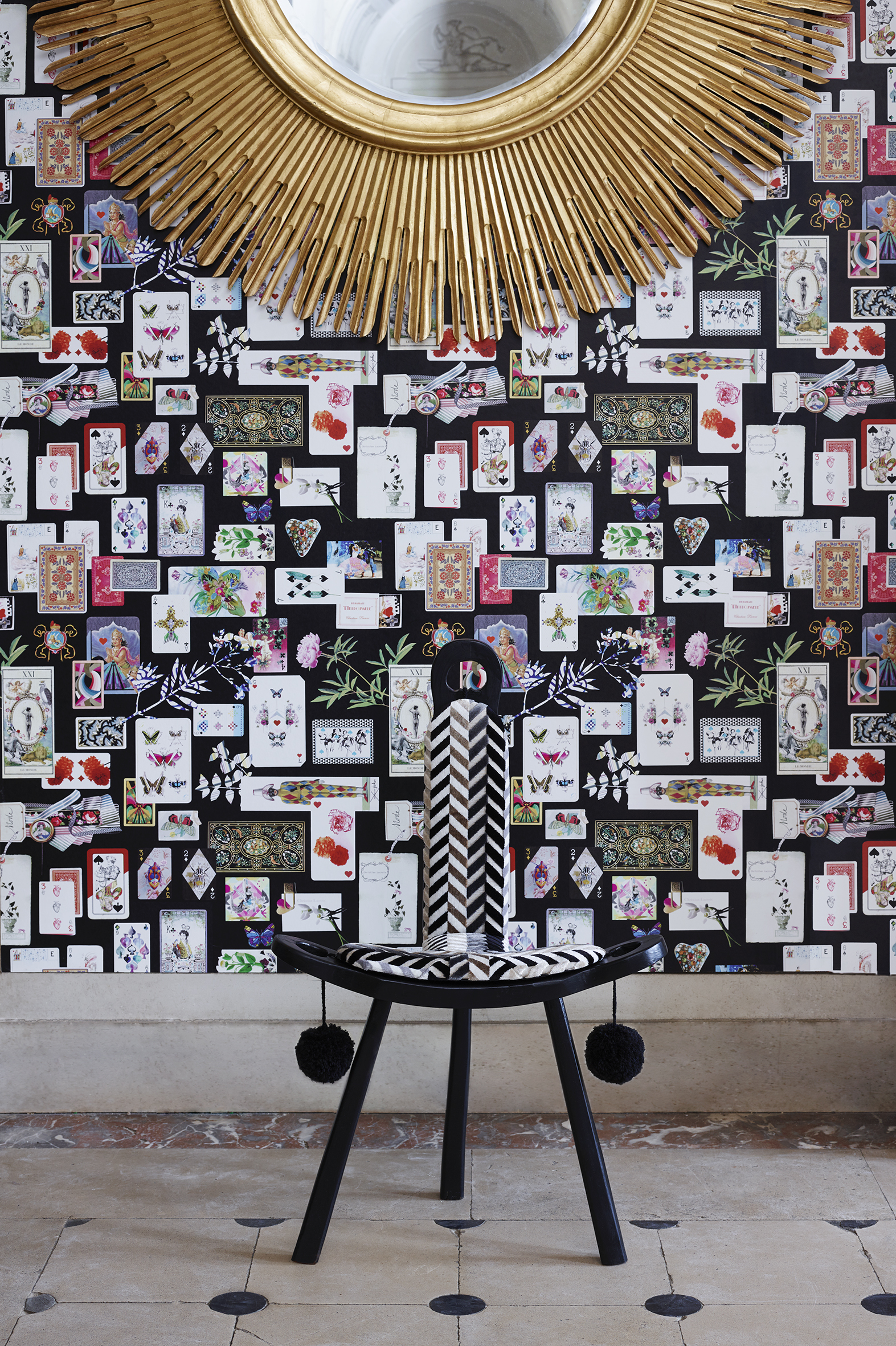 "Maison de jeu”, a mix of antique playing cards, that plays with superstitions and vanities, as a thousand talismans printed on cotton velvet.
