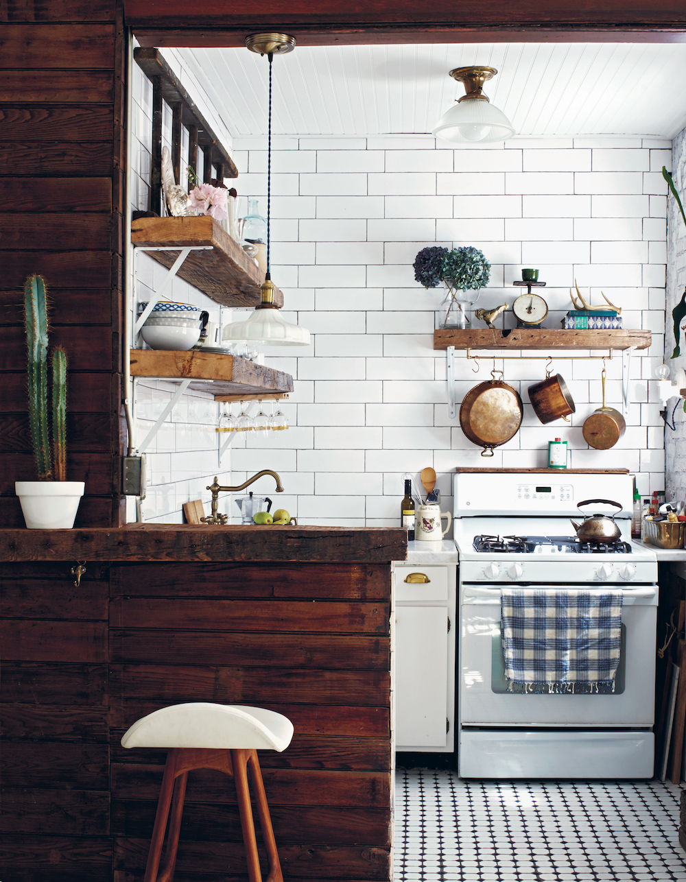 Hedonistic Hipster: Home of props Stylist Anthony D'Argenzio in New York City.