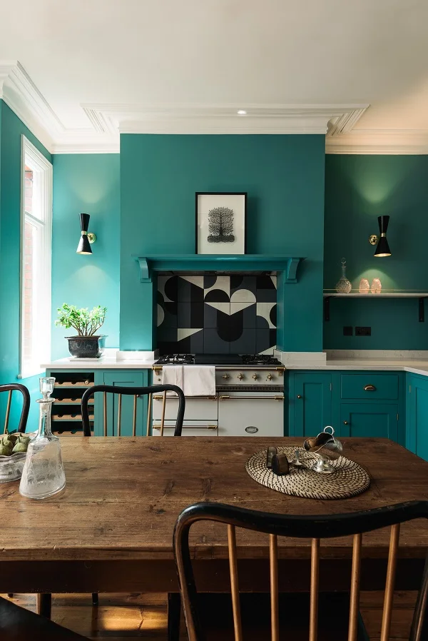 3. The Real Shaker Kitchen by deVOL.jpg