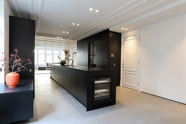 A Cutting Edge Design Apartment in the Heart of Amsterdam by The Collective Studio (7).jpg