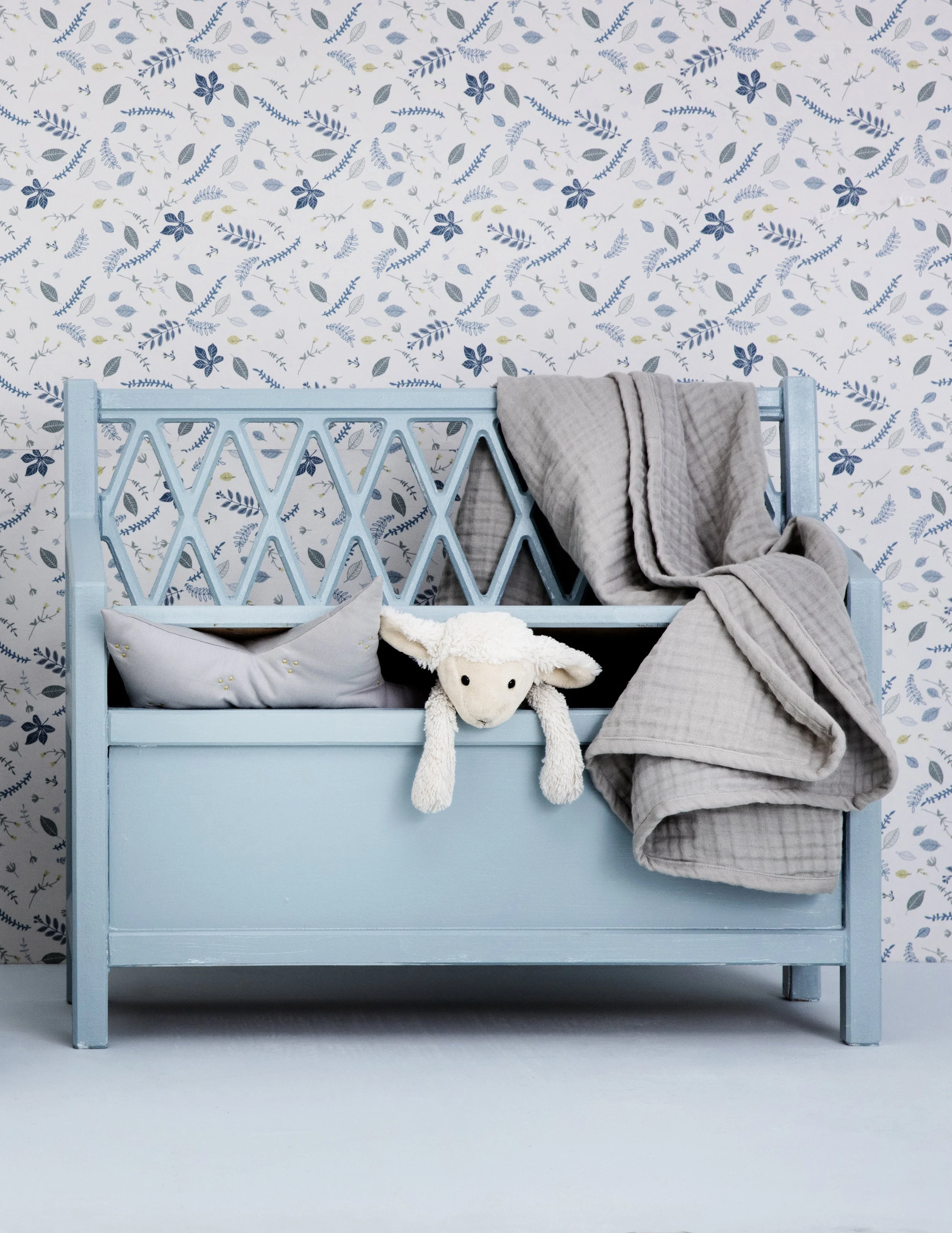 storage bench nursery