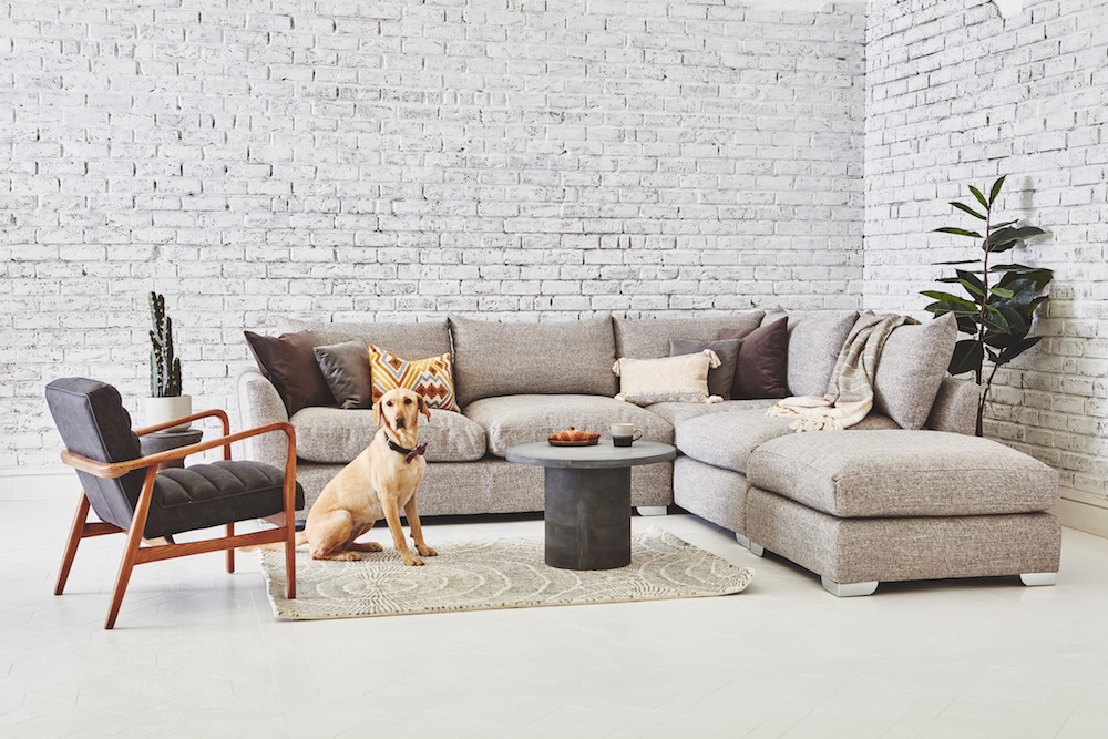 The Norton Corner Sofa is an extremely squishy, cozy and comfortable medium sized corner sofa perfect for curling up and spending hours in. Boasting high quality feather and fiber filled seat cushions for the ultimate 'sink-in' experience and supported by a base of zig-zag springs wrapped in foam you will feel as if you are floating on air. Choose from a wonderful range of fabrics and customize your inclusive scatter cushions in complimentary fabrics if you wish to make this chair truly your own.