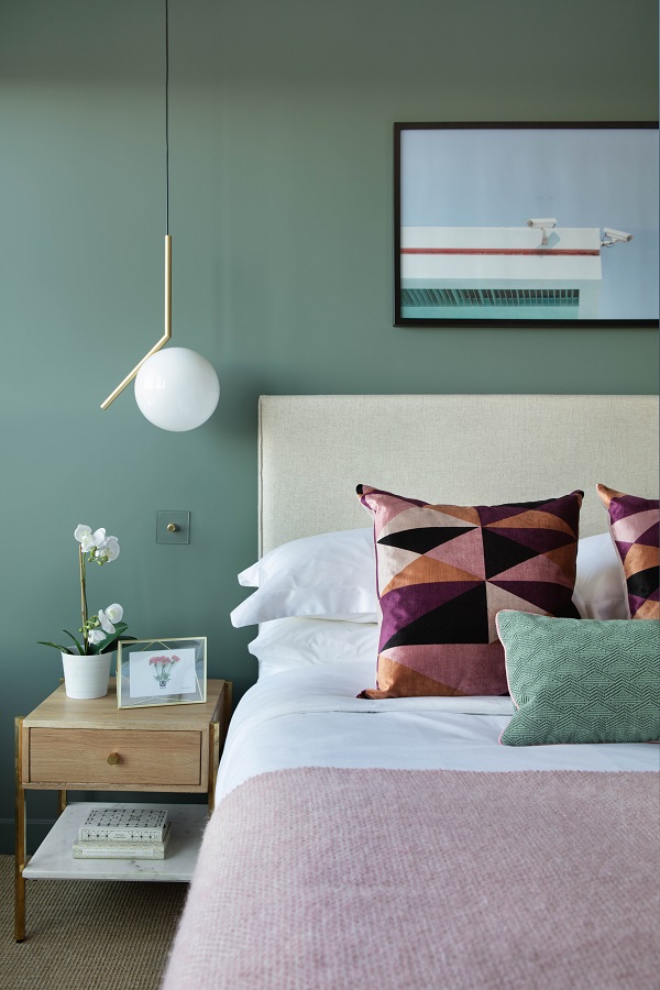 Pendant light - IC Pendant Light - Flos. Bedside table - Carson - Swoon.