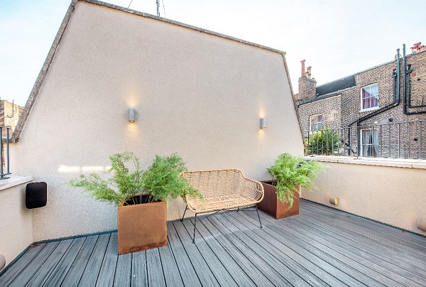 Foxtons Roof Terrace 2.jpg