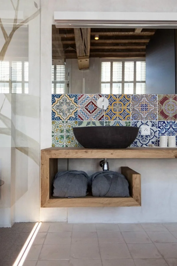 Top Tips for Hanging Wallpaper in the Bathroom (3).jpg