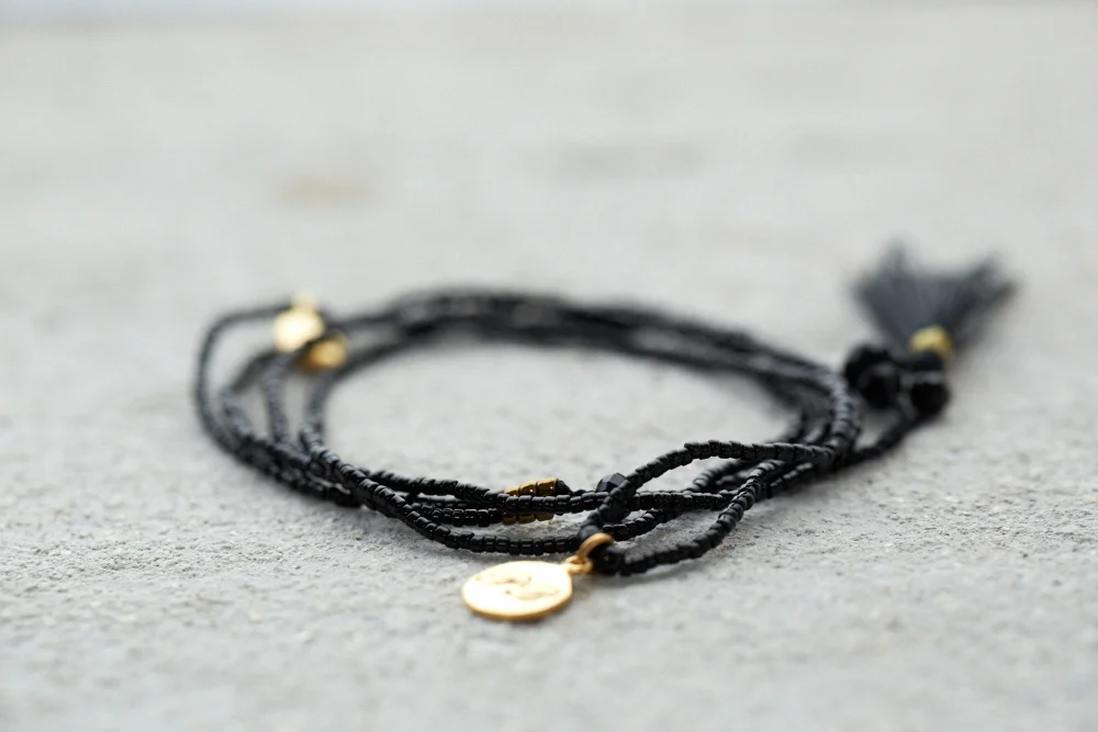 016_7_gold.jpg