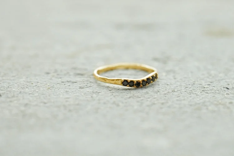 008_gold.jpg