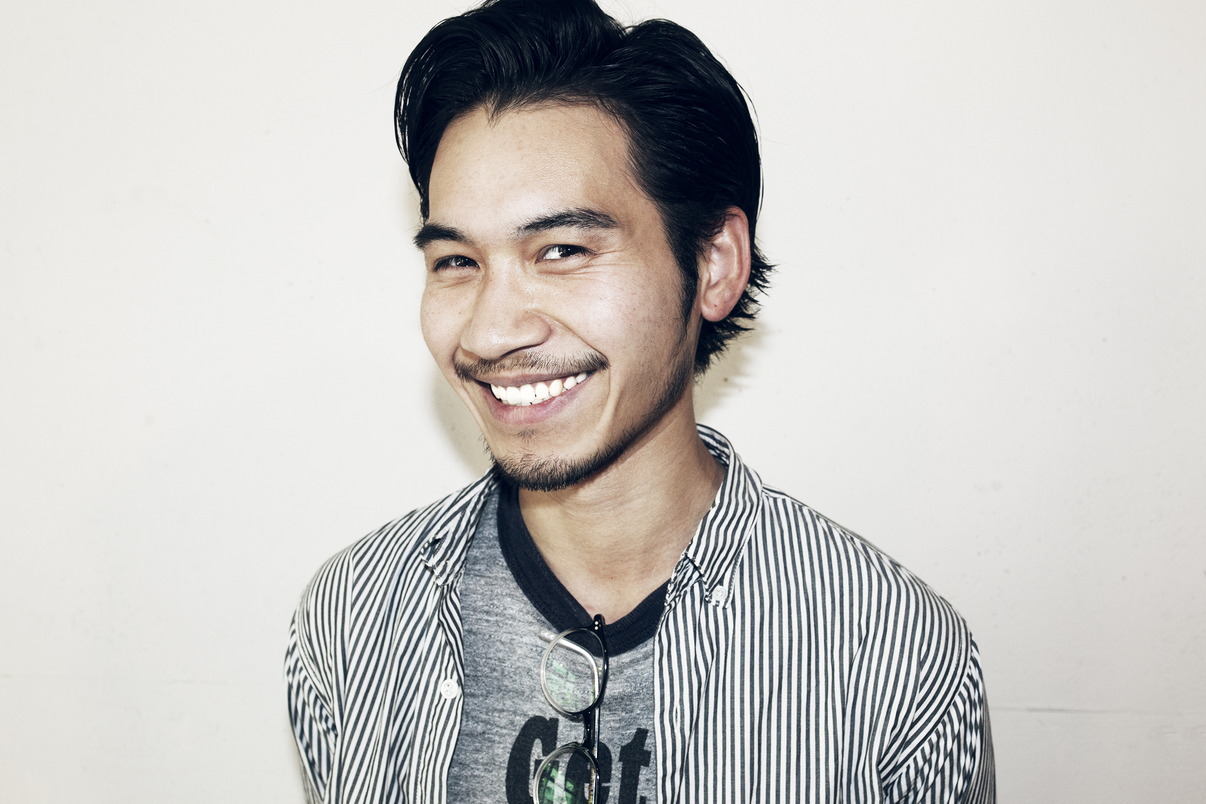 Nozomu Takizawa 滝沢 望 Assistant 岩手県出身。 山野美容専門学校卒業。 2010年、Savaに参加。 