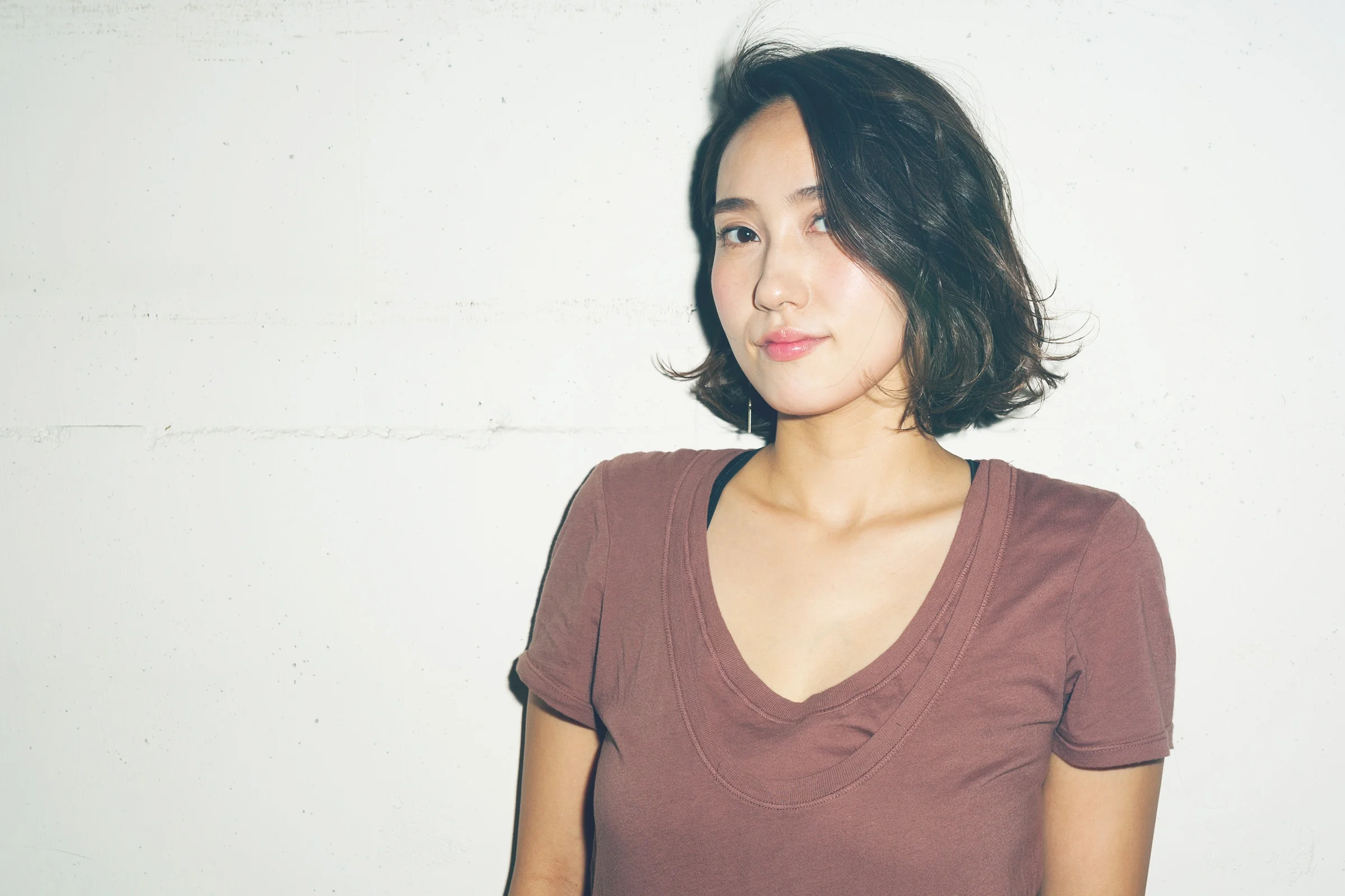 Kanako Fujikura Stylist 埼玉県出身。東京美容専門学校卒業。2004年都内大手サロンSHIMA入社。銀座、吉祥寺2店舗で活動。2012年Savaに参加。スタイリストとしてサロンワーク中心に活動。