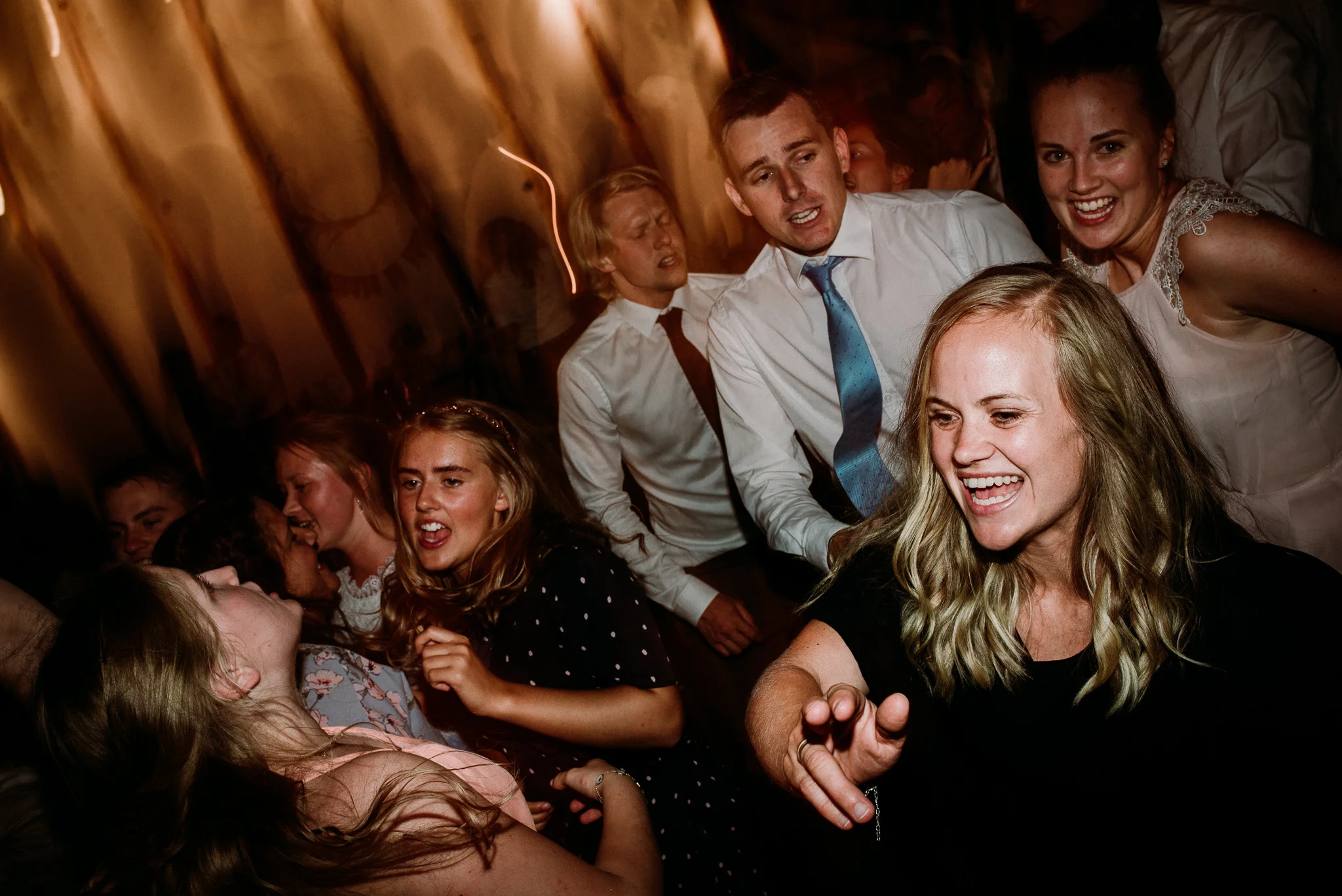 Bryllup-løen-på-sunde-bryllupsfotograf-Stavanger-Lofoten-Bergen-Oslo-68.jpg