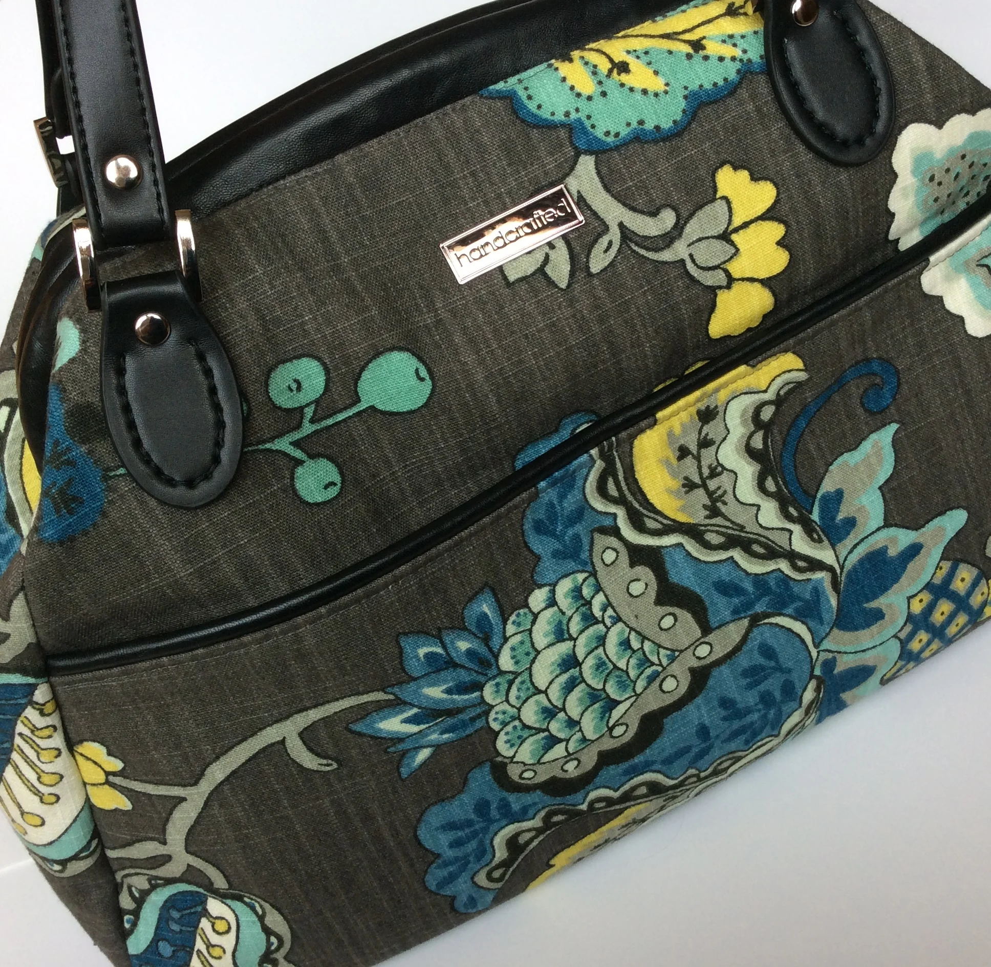 A large Companion Carpet Bag made out of decorator fabric.