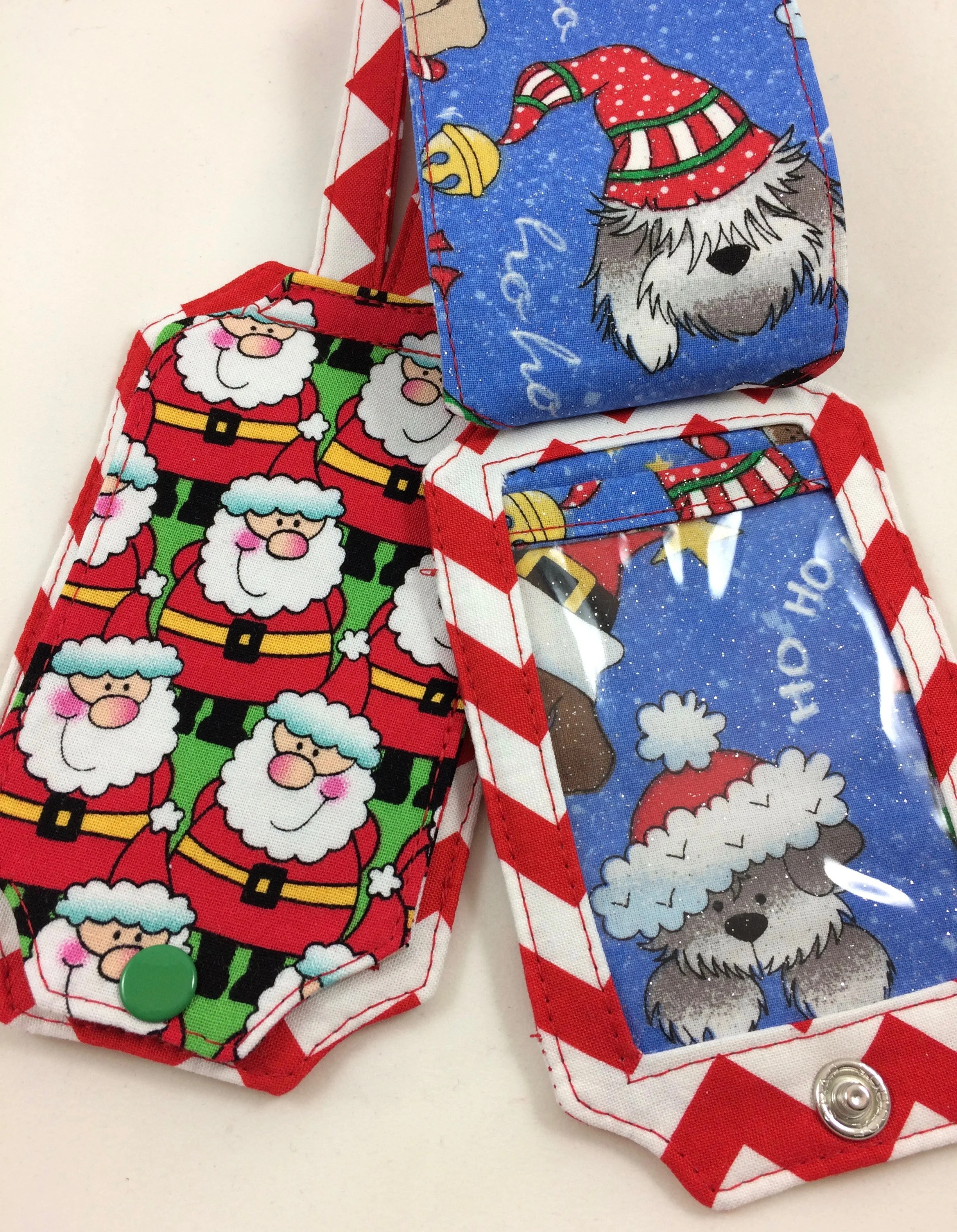 I love the puppy peeking through the window on the Just the Ticket Luggage Tag on the right!