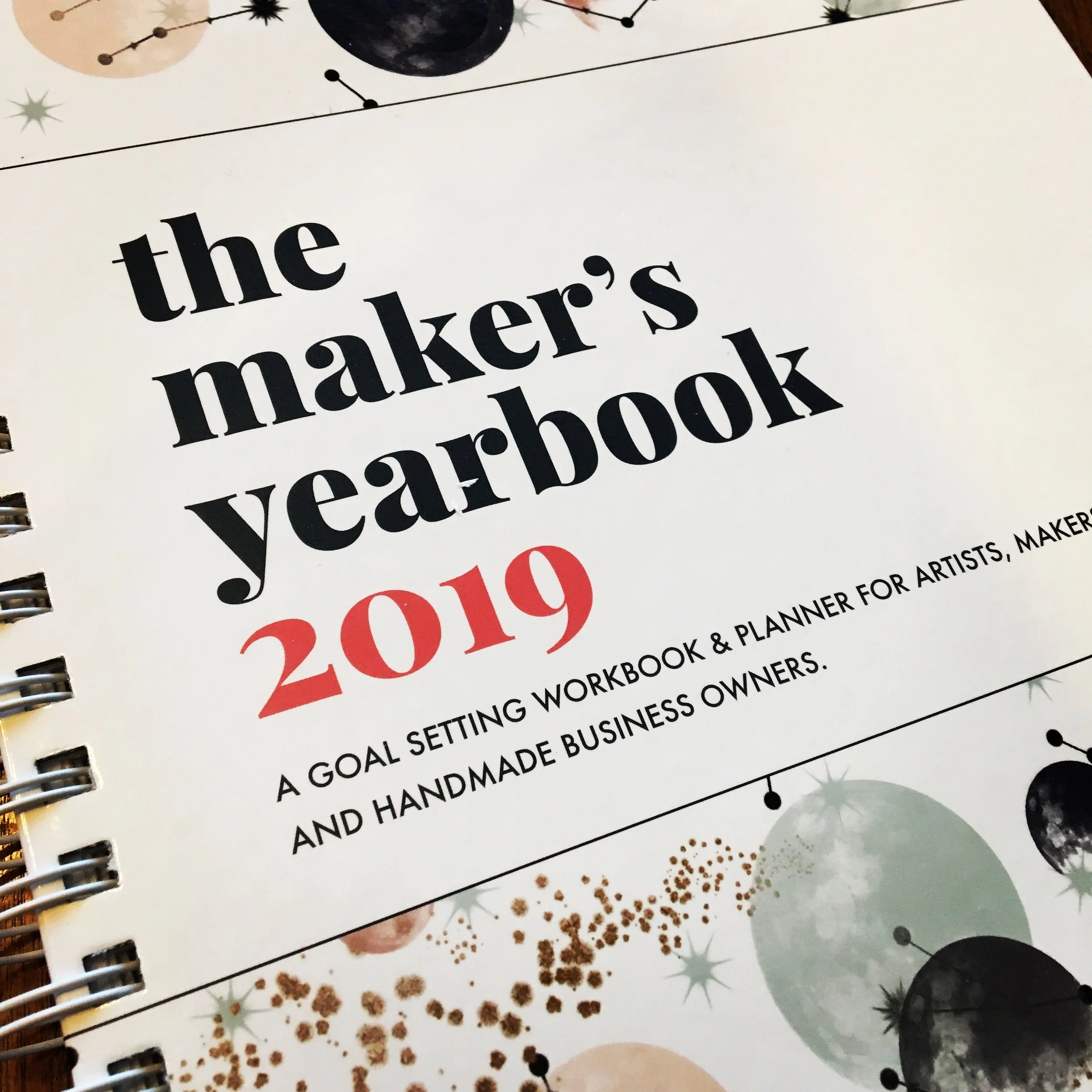 I’m loving planning using The Maker’s Yearbook 2019 ! It’s a great planner for anyone with a handmade business.