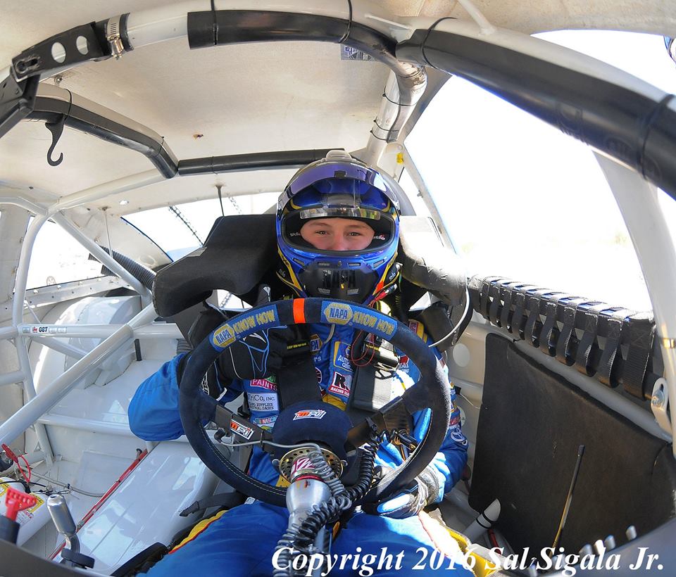 Getting ready to qualify at Tucson Speedmay, May 7th 2016.jpg