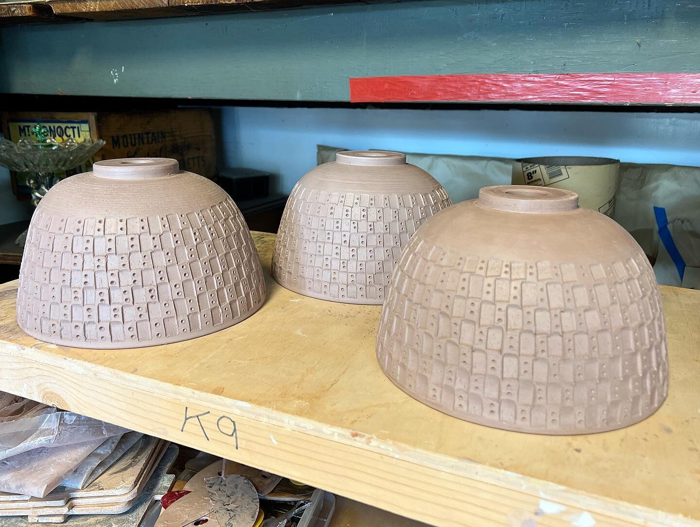 So happy I got to work with @tomeceramics on these lamp shades for @studiounltd They came out great! And what&rsquo;s better than keeping it local #handmadeinla

Here are a few progress shots from raw clay to finished product and my makeshift workspa