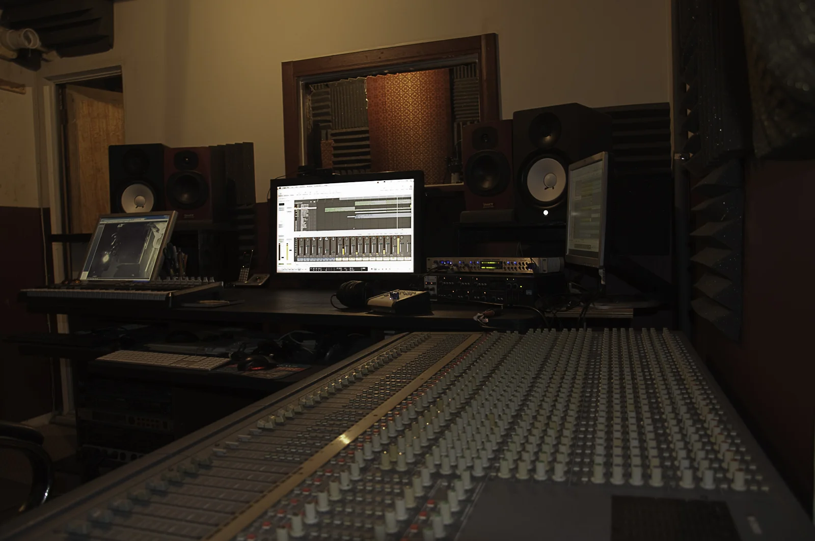 studio1 (1 of 1).jpg