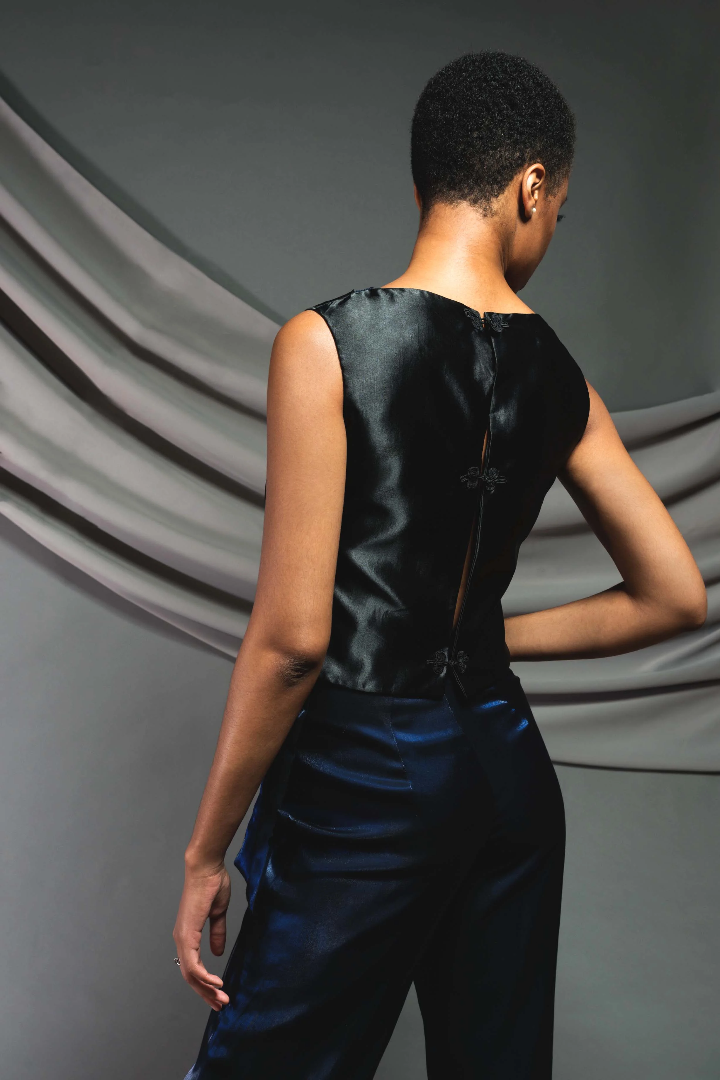blue-suit-lb-close-back.jpg