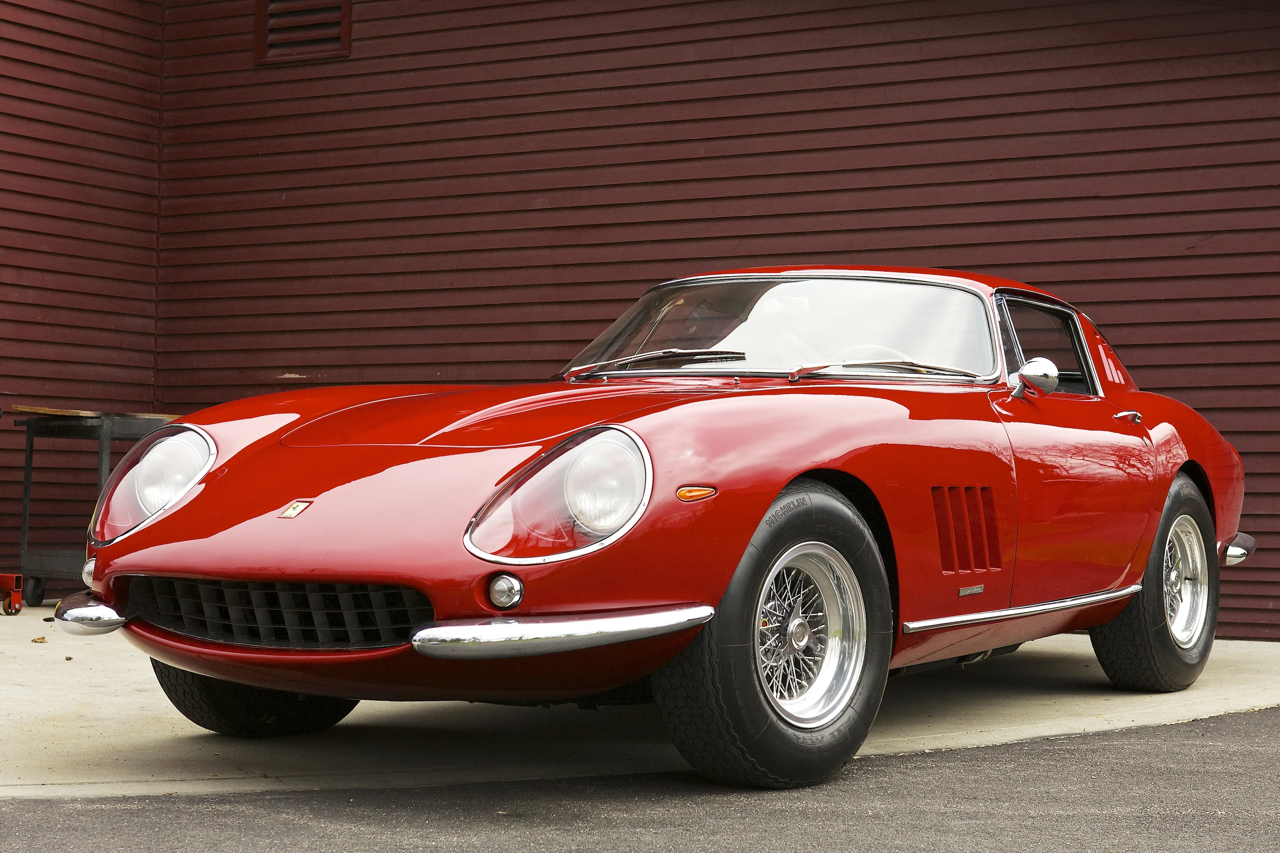 ferrari274nose4cam.jpg