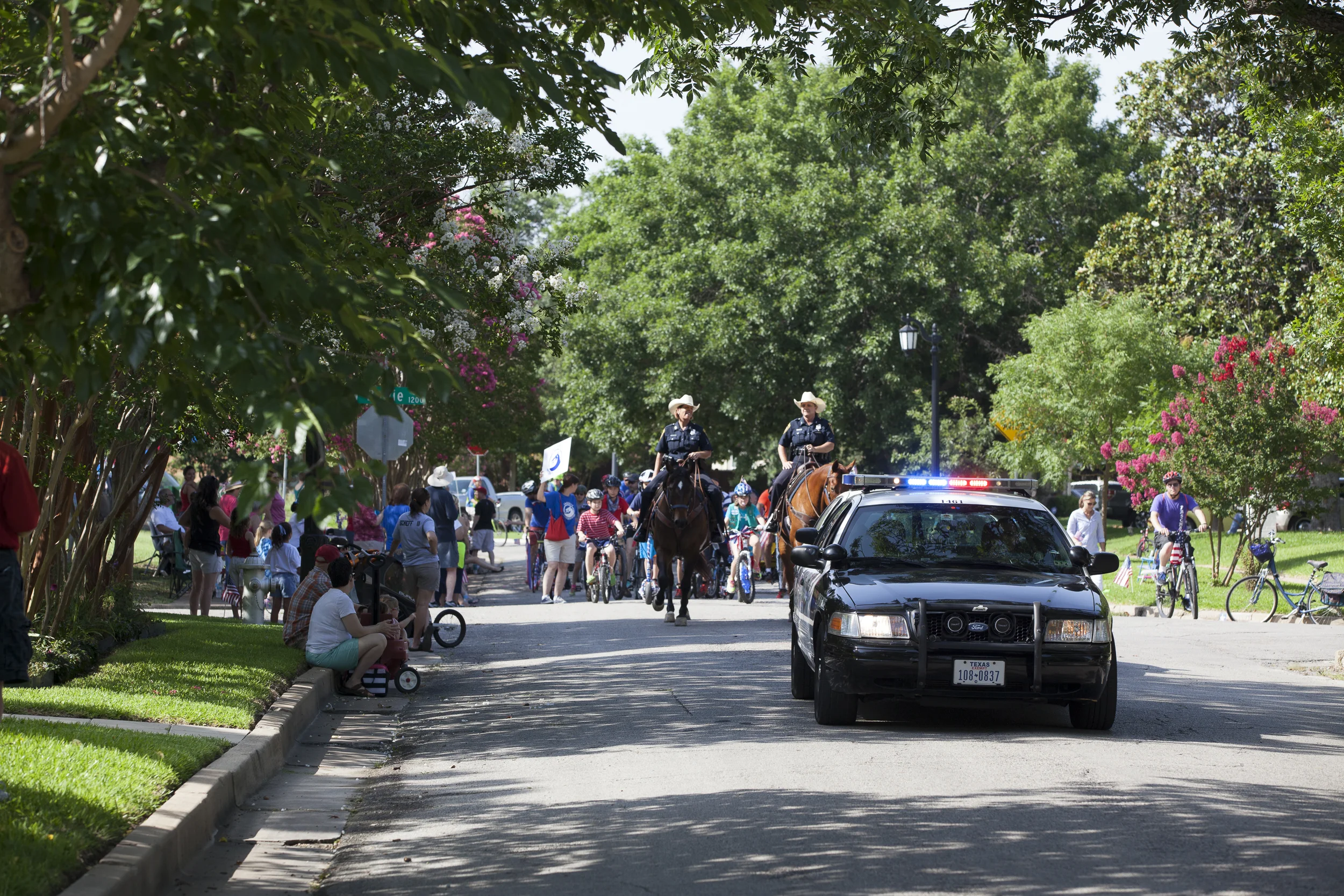 The Ryan Place Neighborhood July 4th Parade