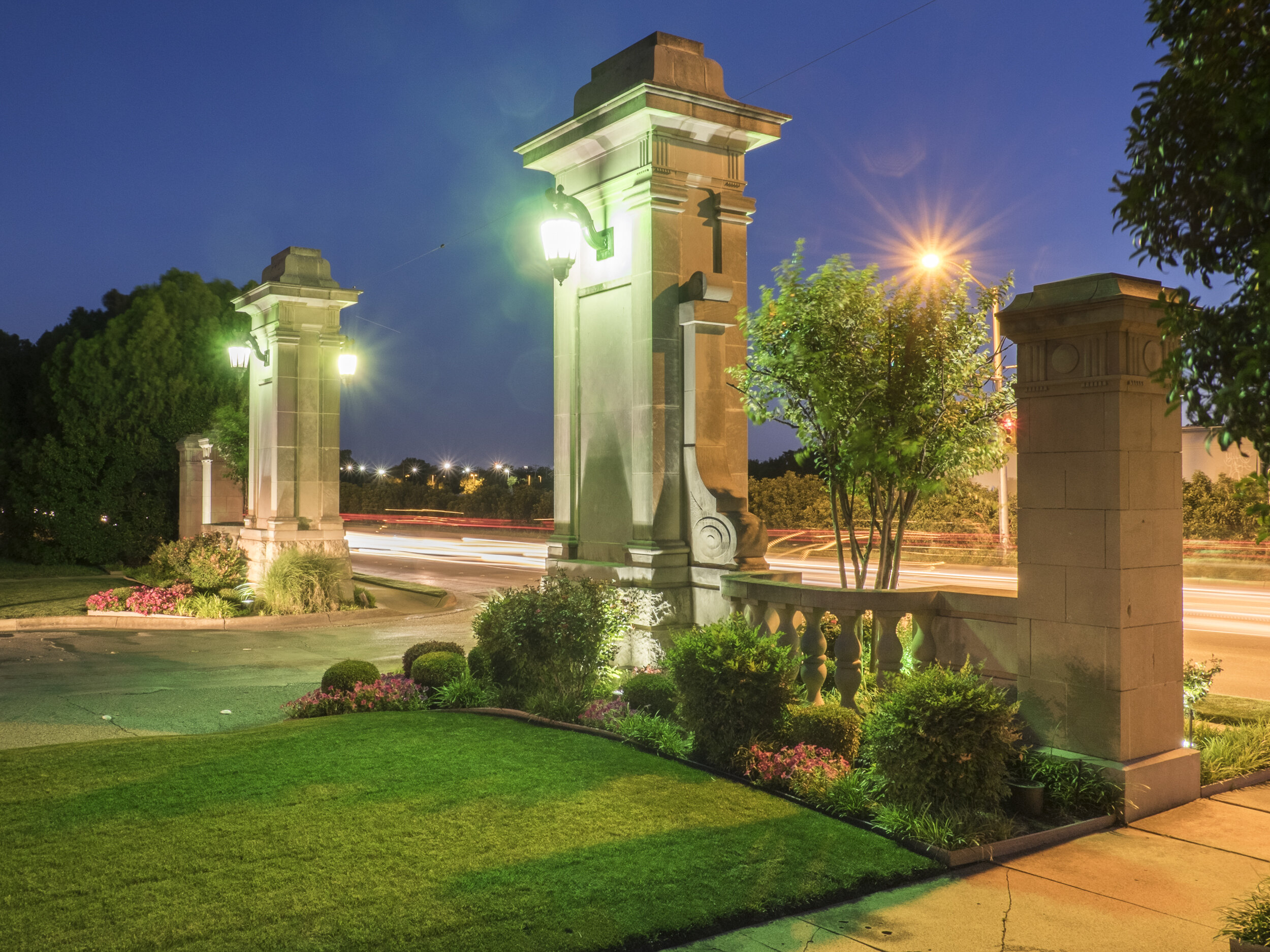   The perfect neighborhood    Ryan Place   Fort Worth    Learn More  