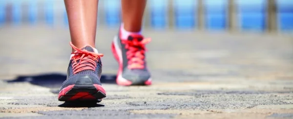 PREVENT AND TREAT DEPRESSION THE NATURAL WAY - GET MOVING!