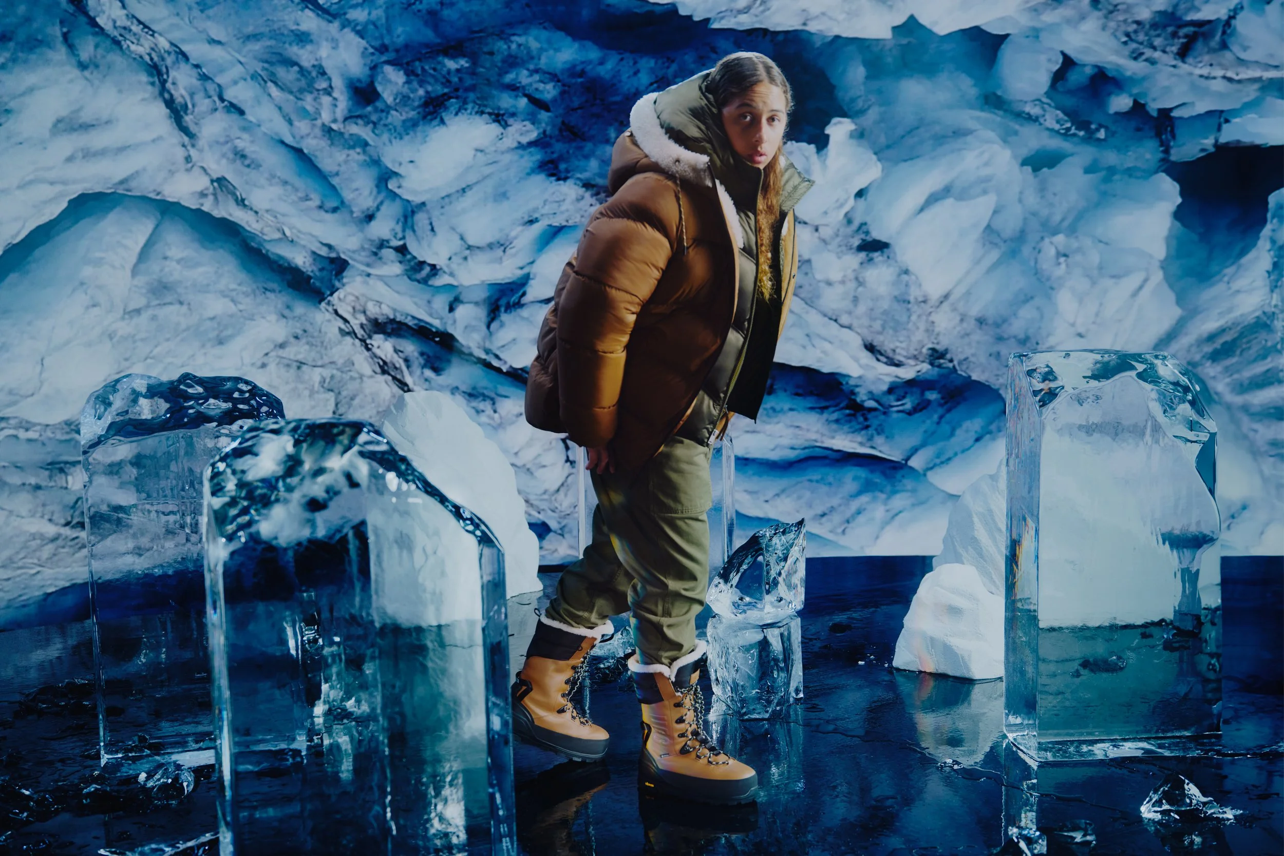 AW23-OLAN-M-SHASTA-DOWN-PUFFER-JACKET-1148910-CHE-FL_9293_R2_3680x2456_sRGB.jpg