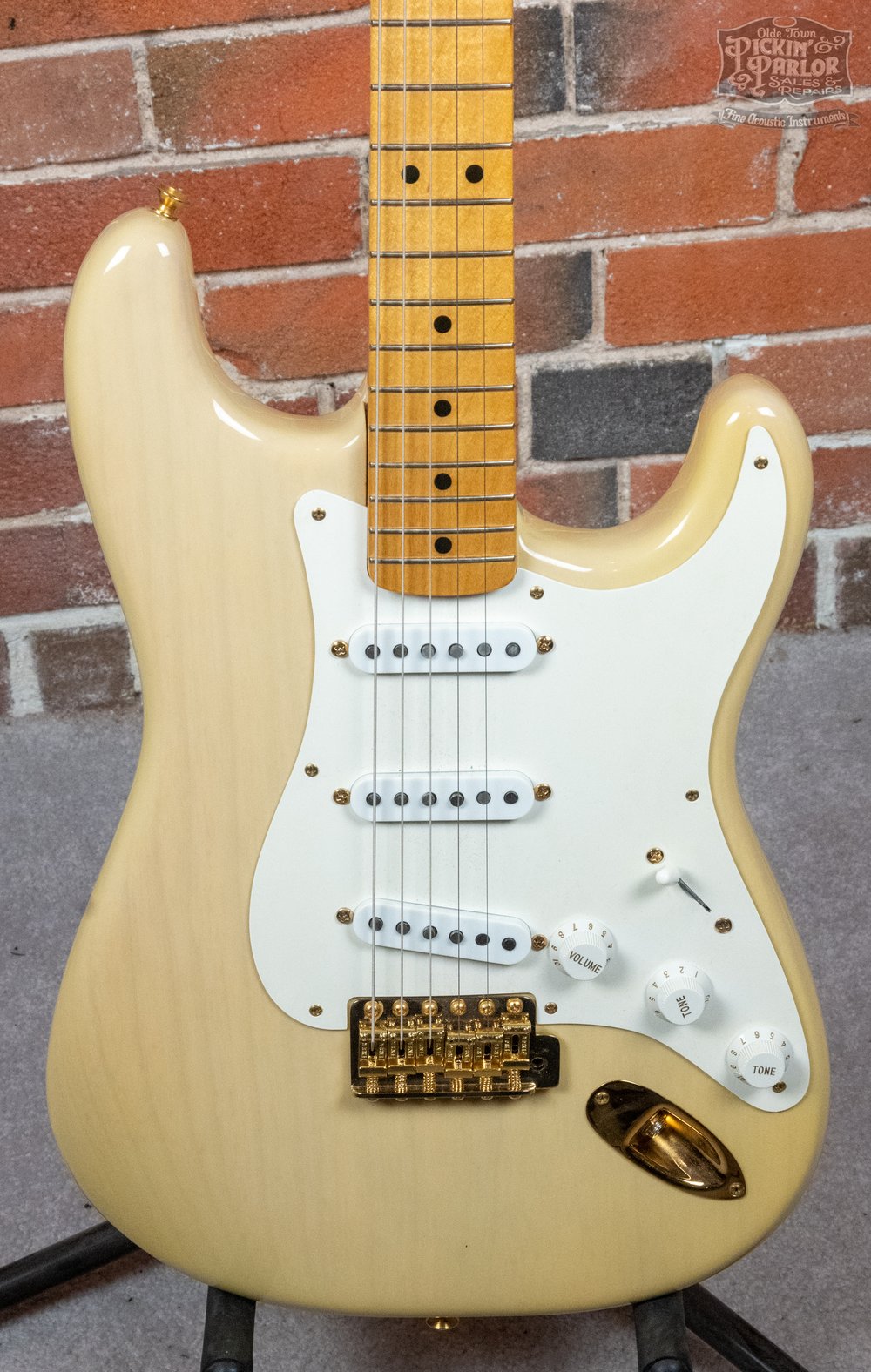 Ironic property Peck 1990 '57 Fender Strat Reissue — Olde Town Pickin' Parlor