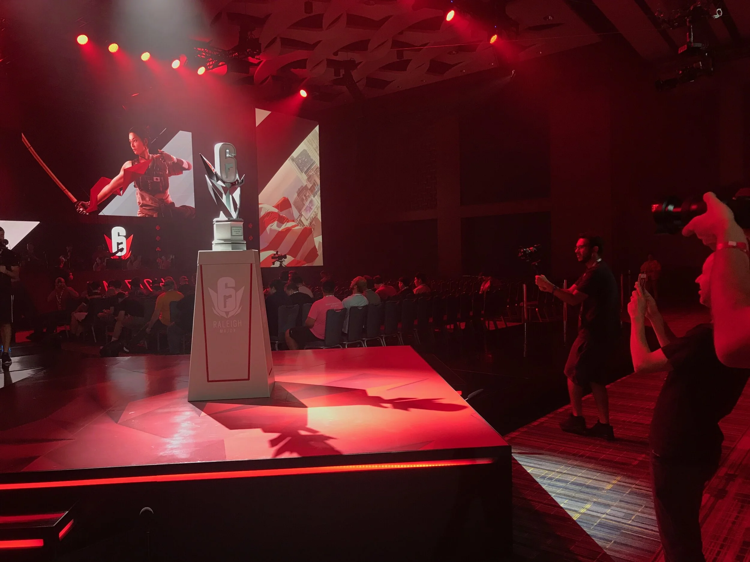  Rainbow 6 Tournament Platforming and Pedestal 