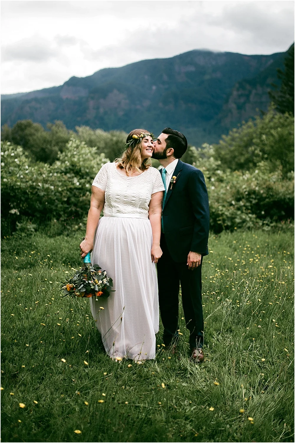 Heather + Robert :: Columbia Gorge Wedding :: Cape Horn Estate :: Stevenson, WA. ::