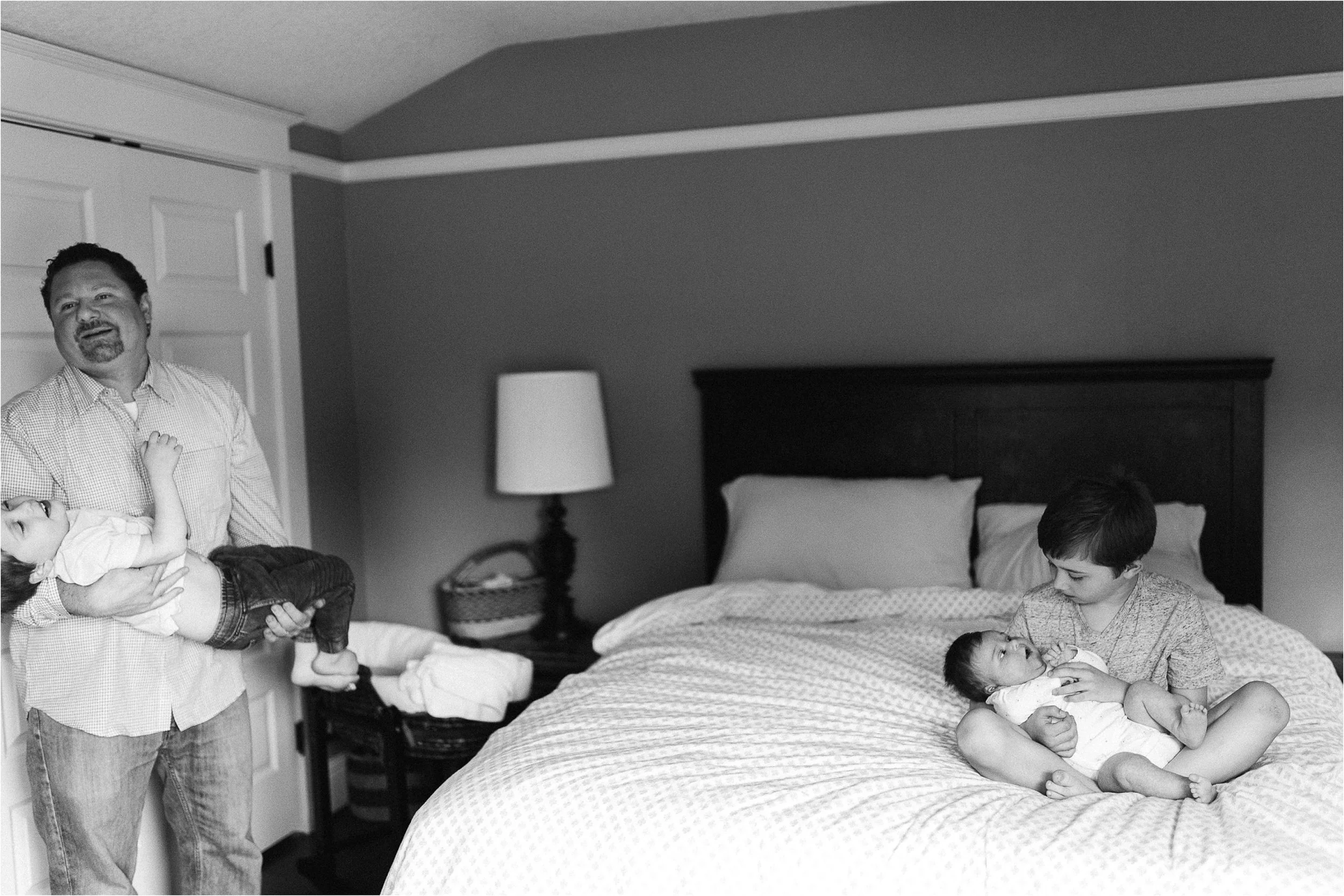 portland-family-photographer-in-home-session-31.jpg