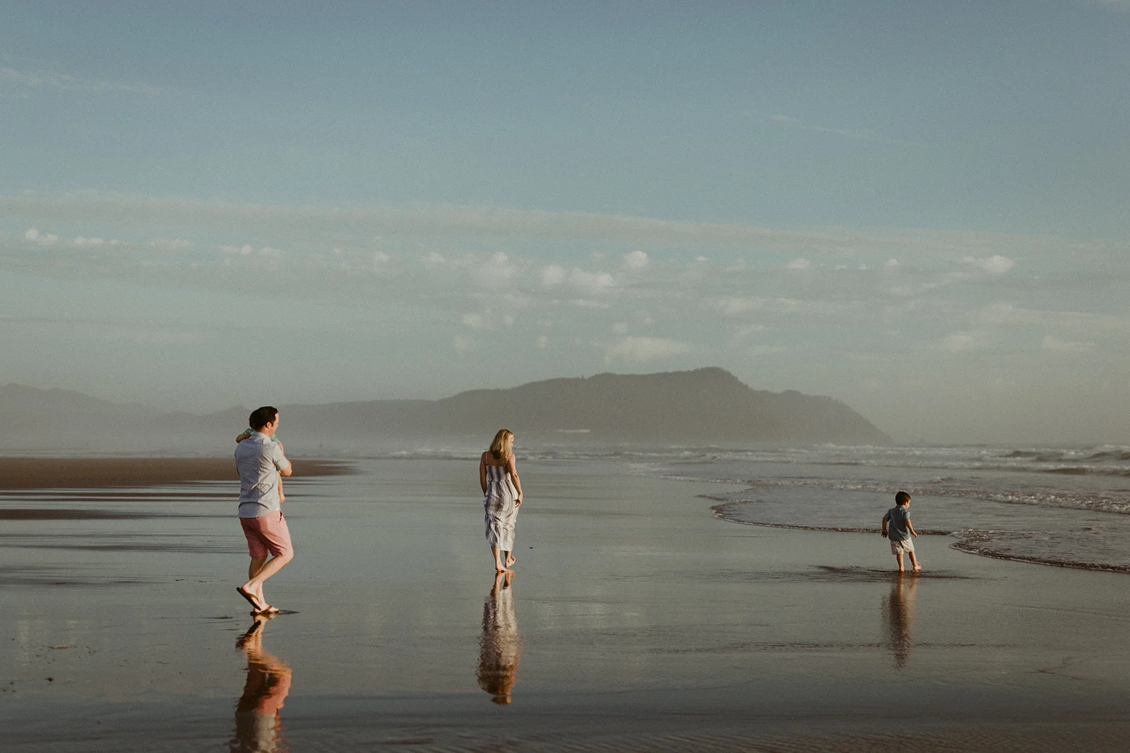 Cannon Beach . Moody Sunset Session . Fine Art Family Photography