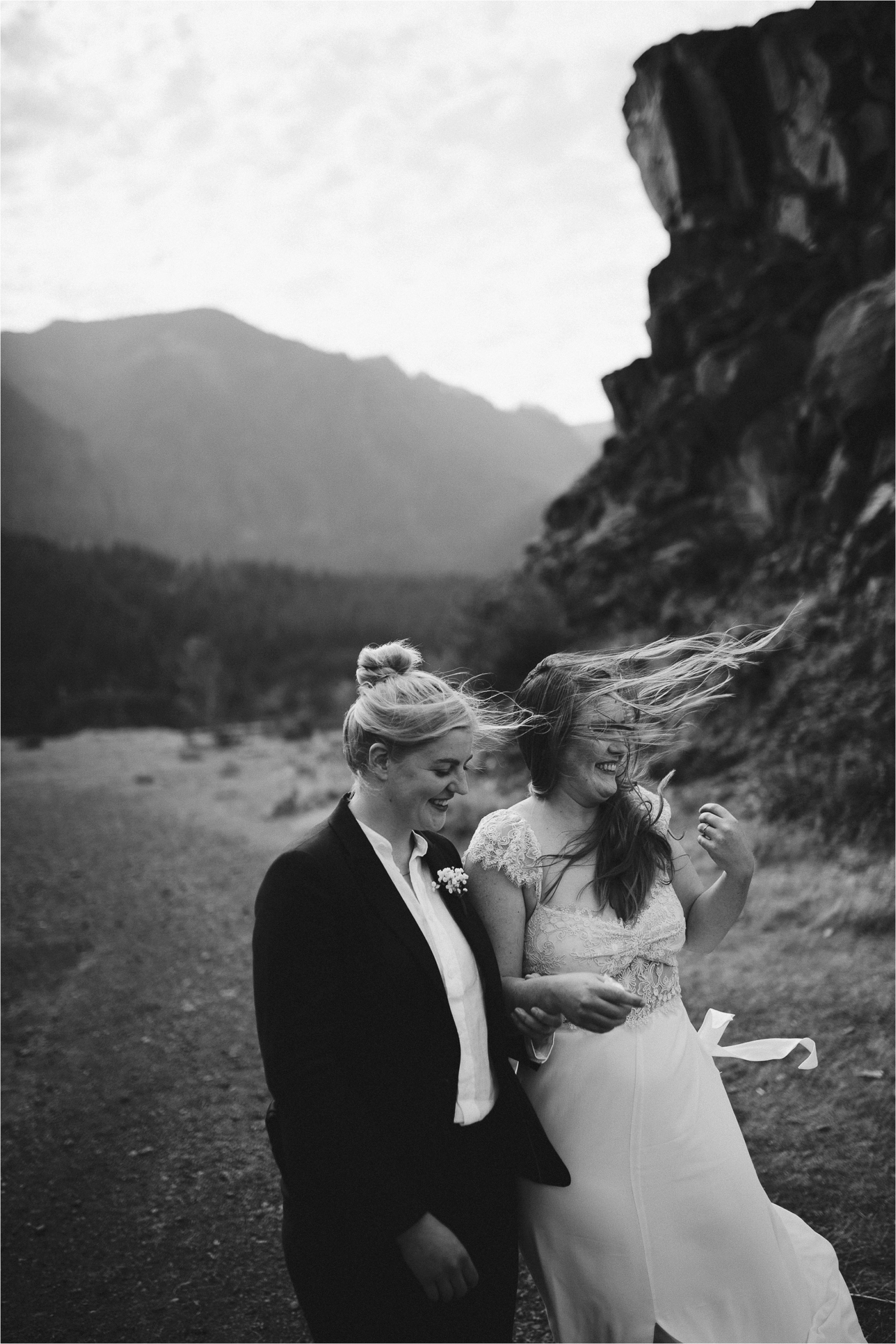 columbia-river-gorge-elopement-68.jpg