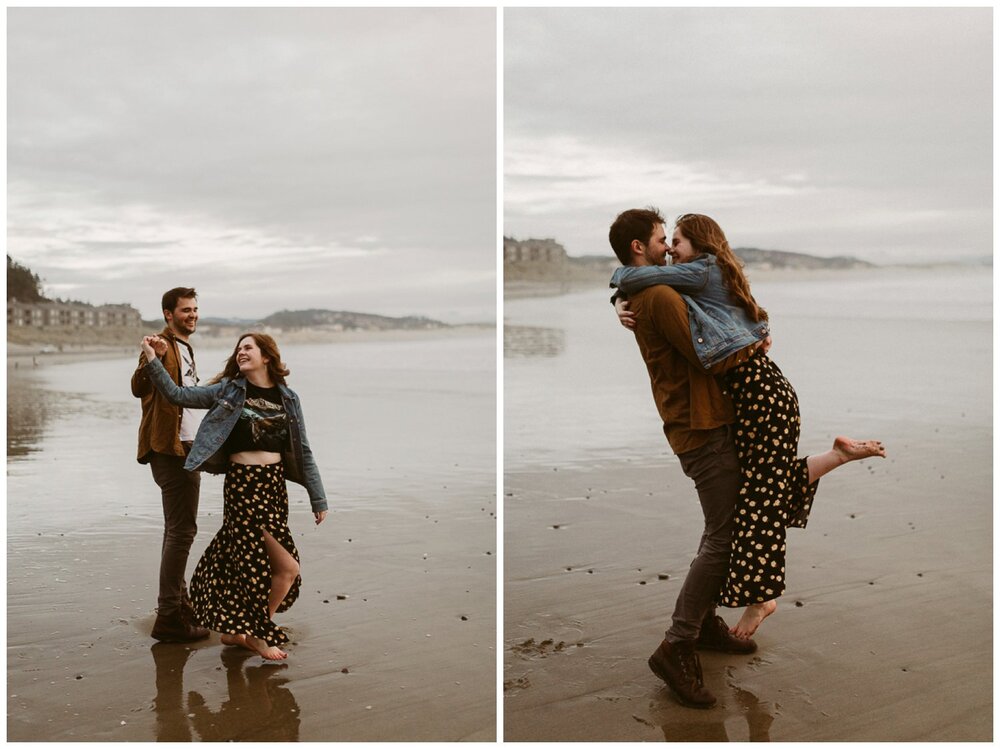 romantic-oregon-coast-engagement-shoot.jpg