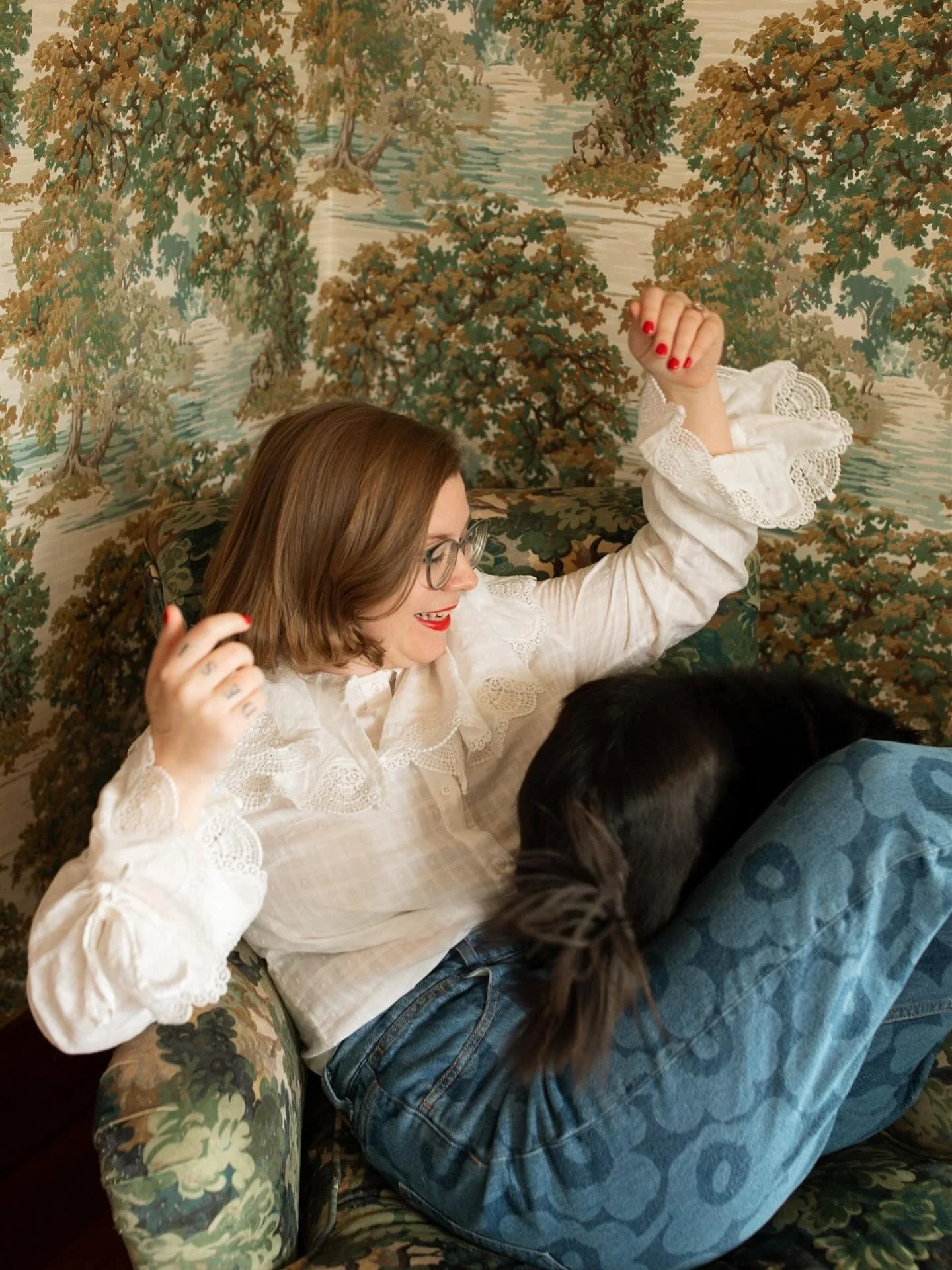 Elvis comes to steal the spotlight. Adrienne at home in her inspiring studio. @muffcakemanor