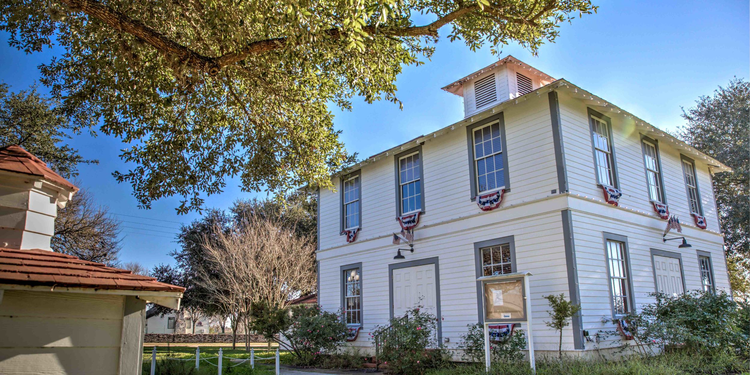  Round Top Courthouse 