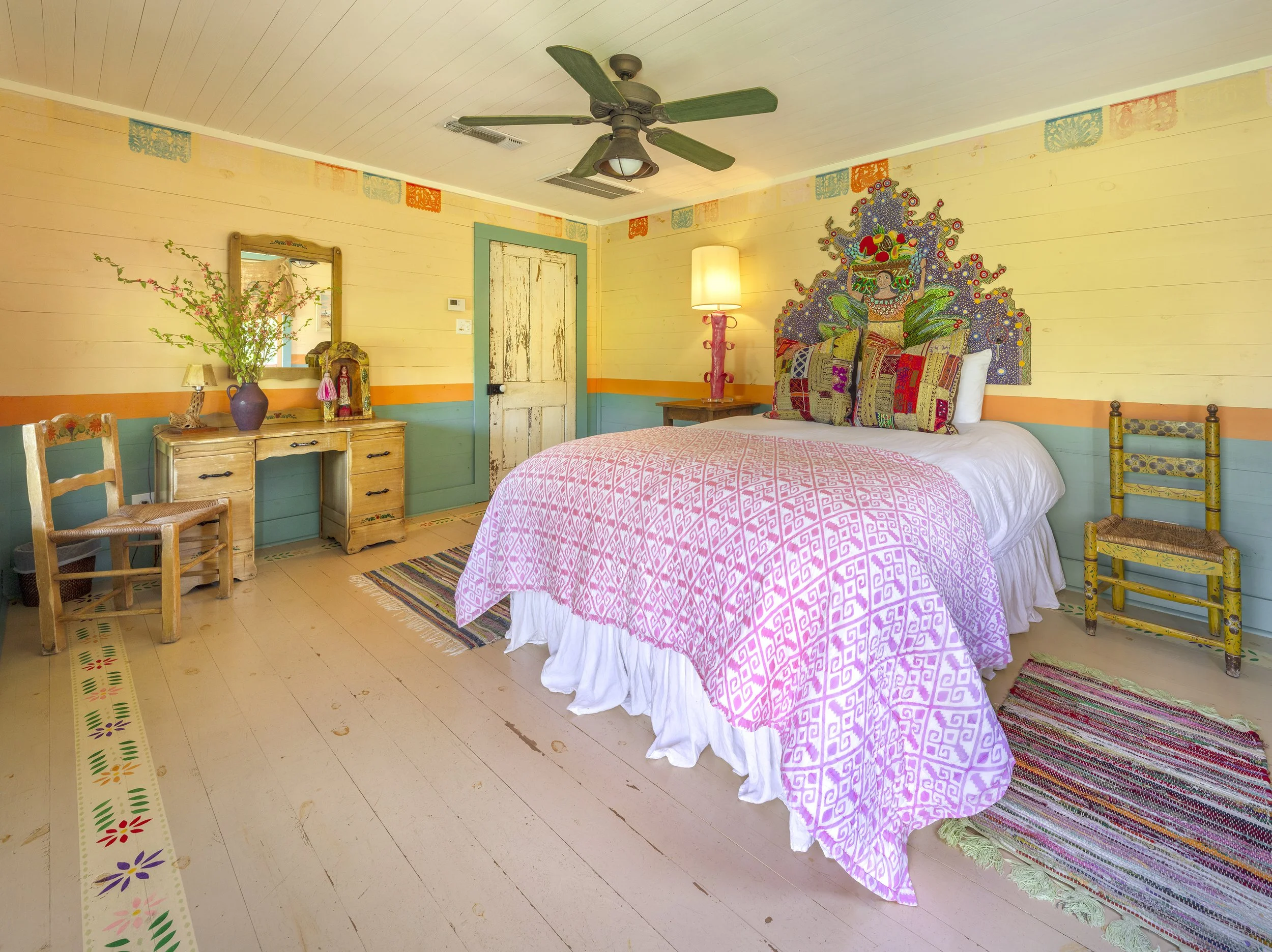 Rancho_Pillow_3X5A7904-Pano.jpg