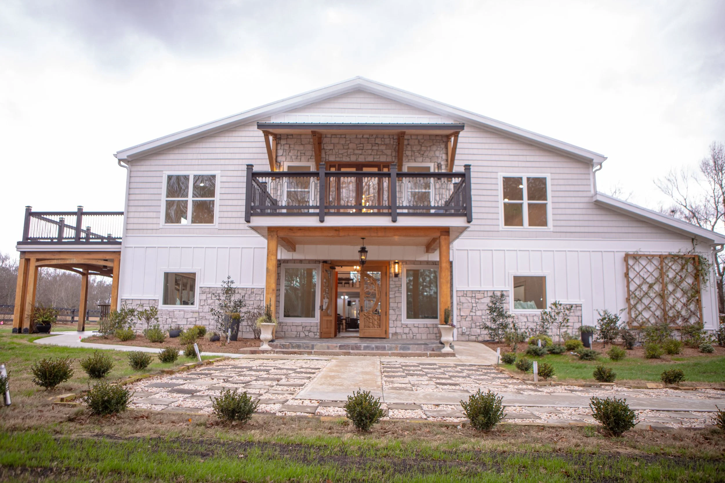 The Grove Estates: A Photographer’s Take on a Crawford, GA Wedding Venue