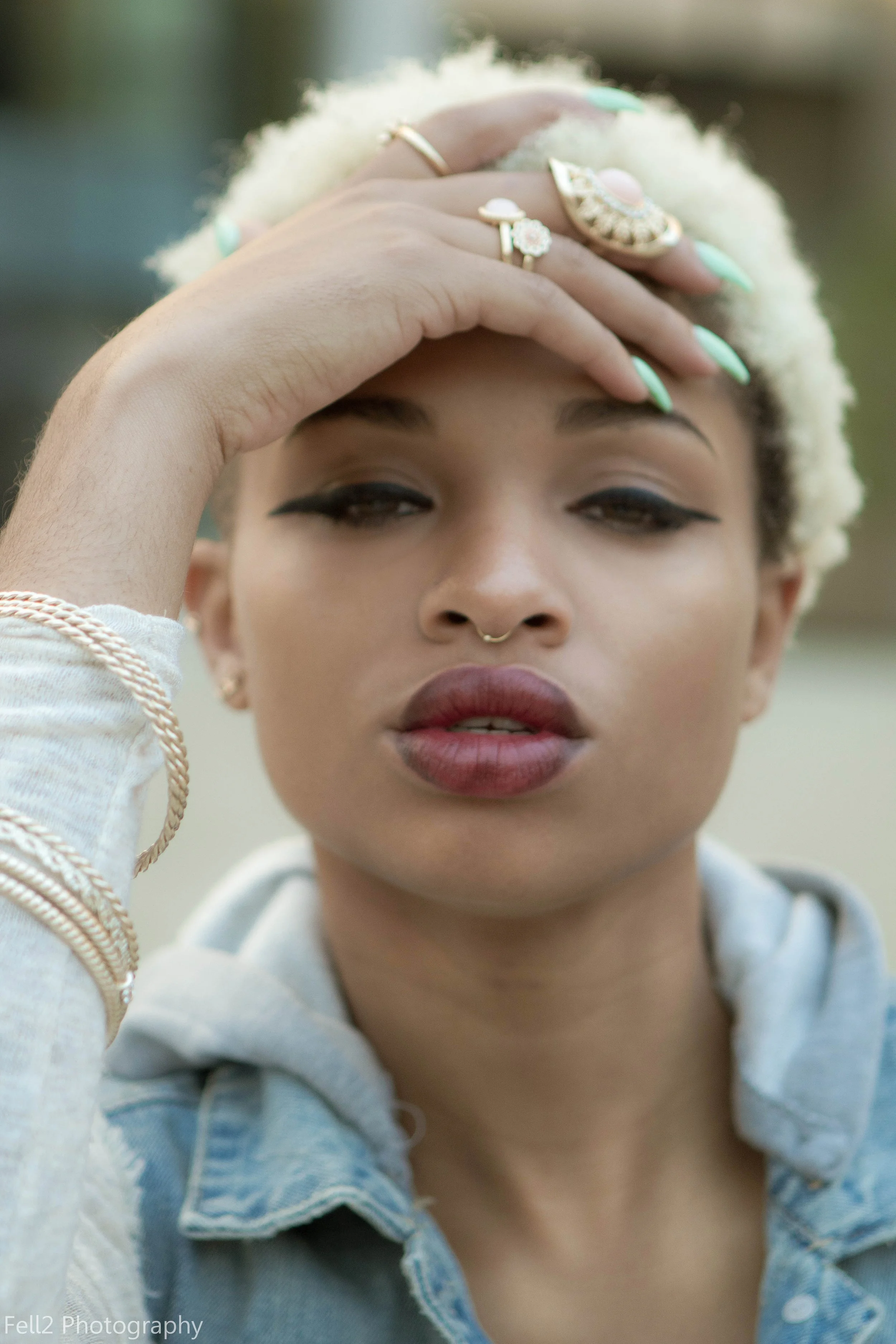 anne upperbody outdoor.jpg