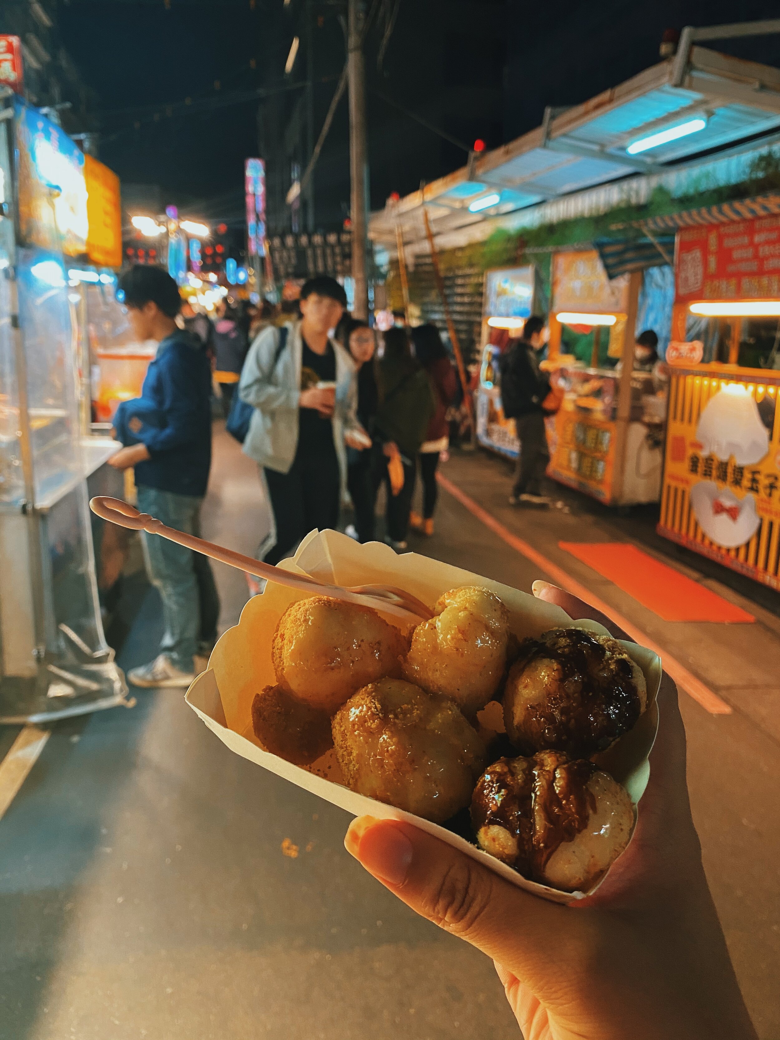 Hoori, Te Paea Hunt 2020-02-19 Raohe, Taiwan 0011.JPG