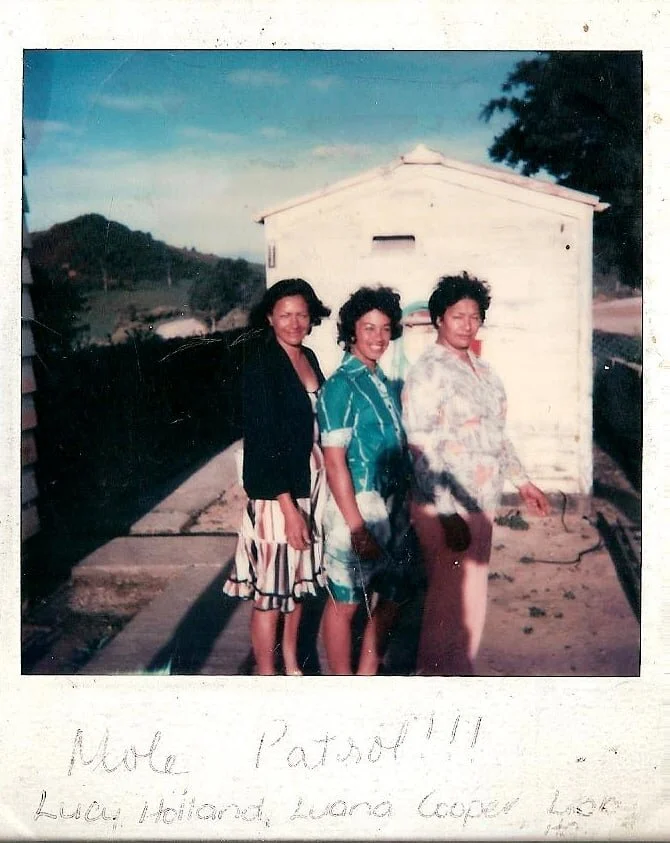 Hariata and Te Kiri’s daughters Lucy (left), and Libby (right), with Luana Cooper at the train station near Tuhipa. Photo digitised by Libby Harris and shared by Sarah Gardiner.