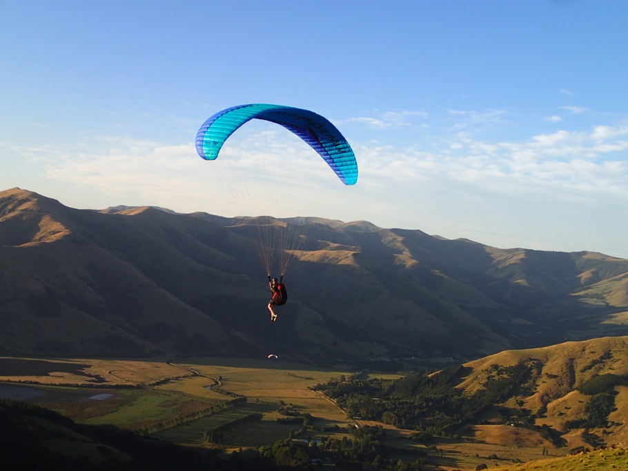 Caroline Pemberton - Paragliding NZ