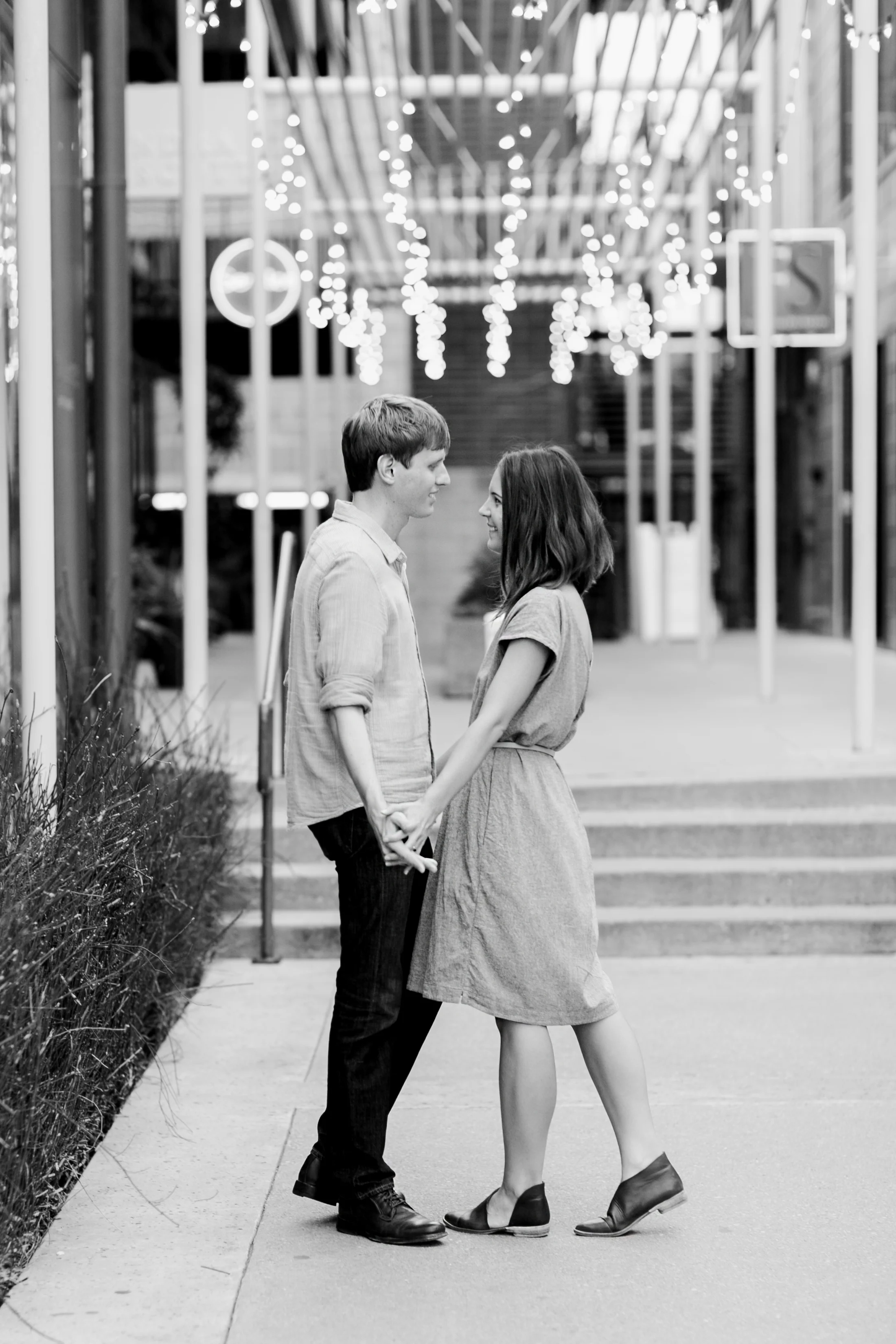 Austin_Texas_Fine_Art_Wedding_Photographer_Kayla_Snell_Photography_South_Congress_Engagement_Session98.jpg
