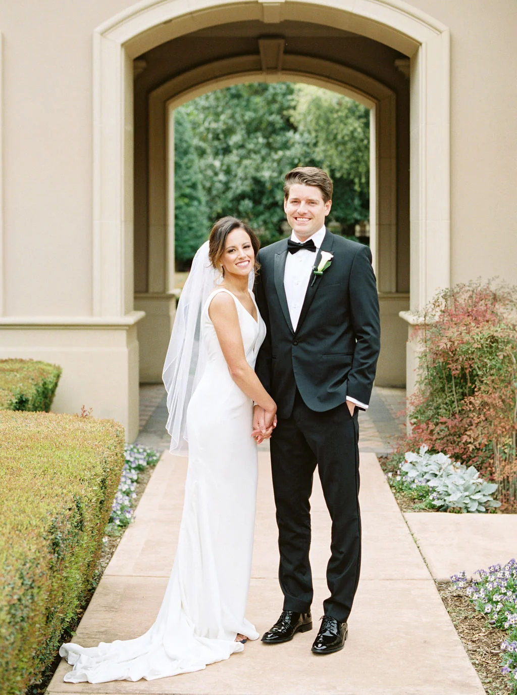 Austin-Film-Wedding-Photographer-Royal-Oaks-Country-Club-13.jpg