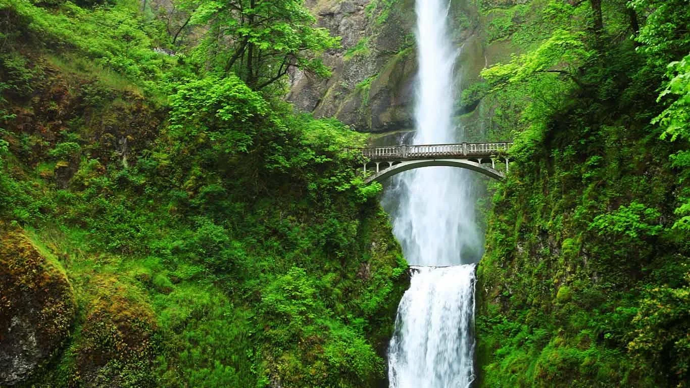 MultnomahFalls_20130730.jpg