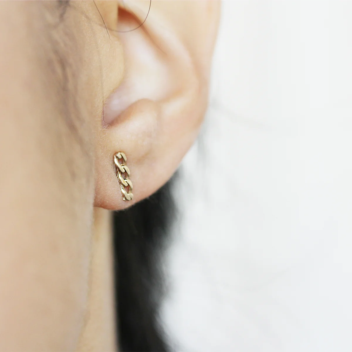 Upper_Metal_Class_Kindred_3_Link_Chain_Stud_Earrings-2.jpg