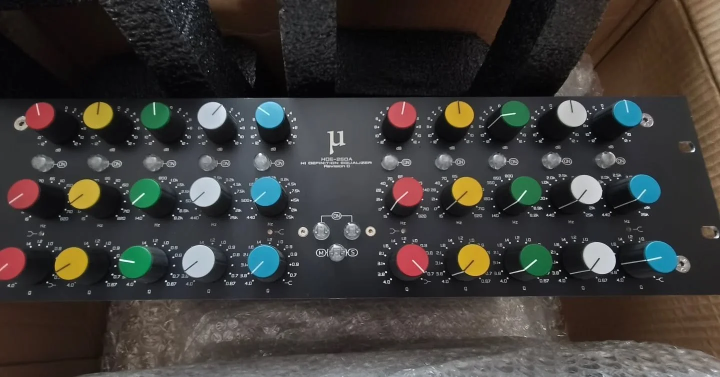 New weapon for the armoury. One more bit of kit yet to arrive and then can start the rearrangement of the studio for Black Monolith V3.