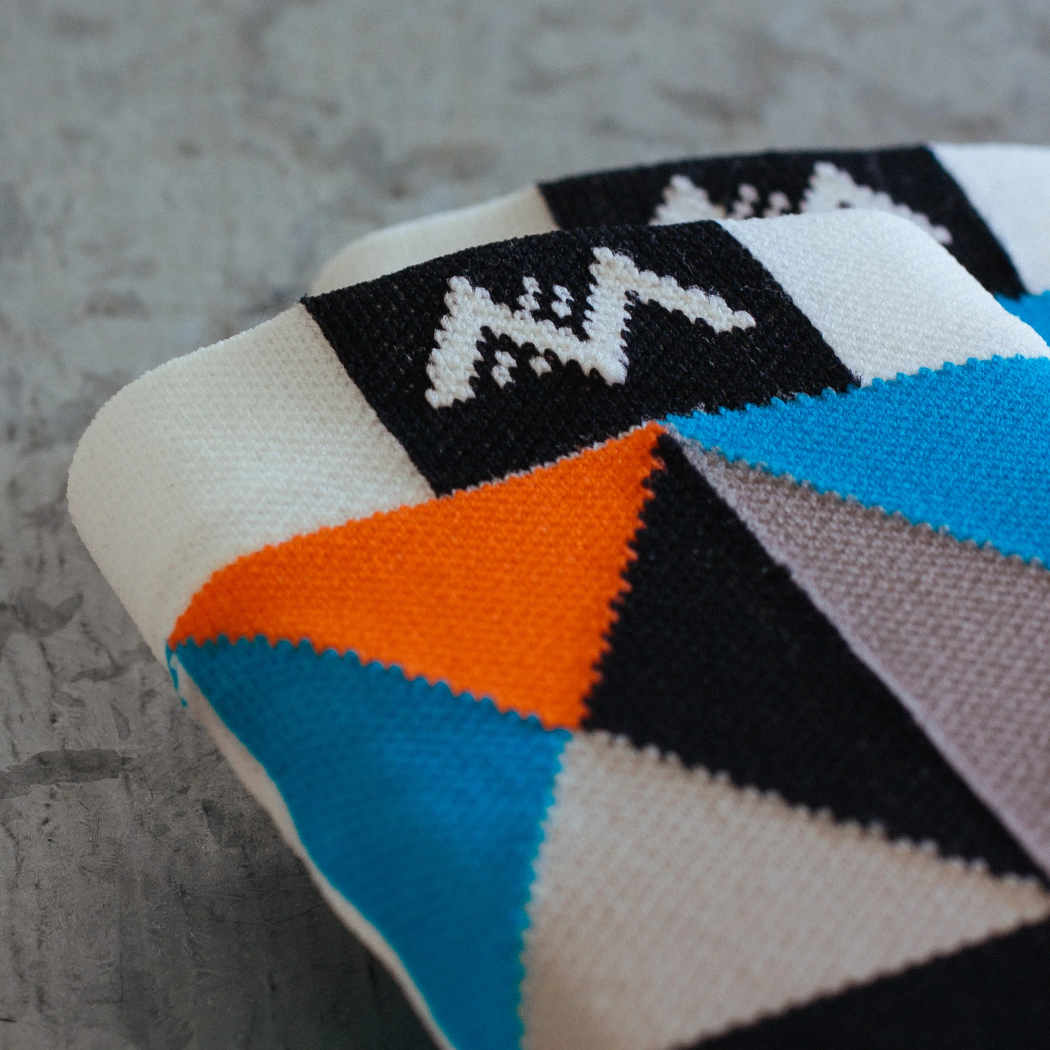 TRIANGULATE SOCK