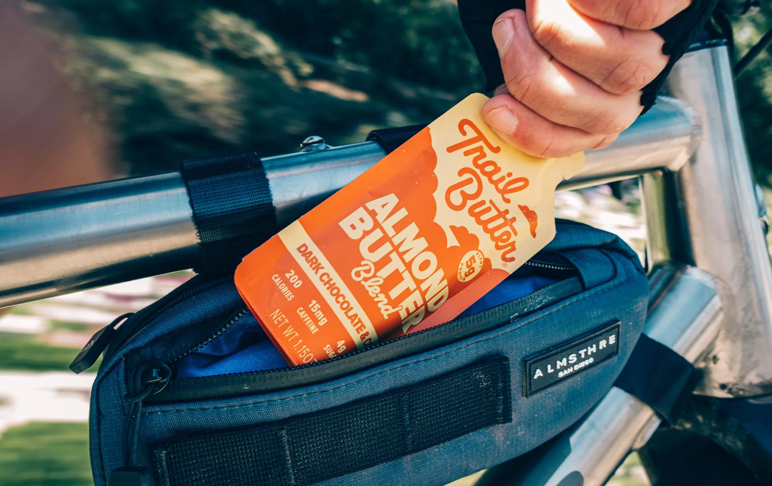 HOW THE SHOT WAS DONE: GRAVEL ACTION SHOT WITH TRAIL BUTTER
